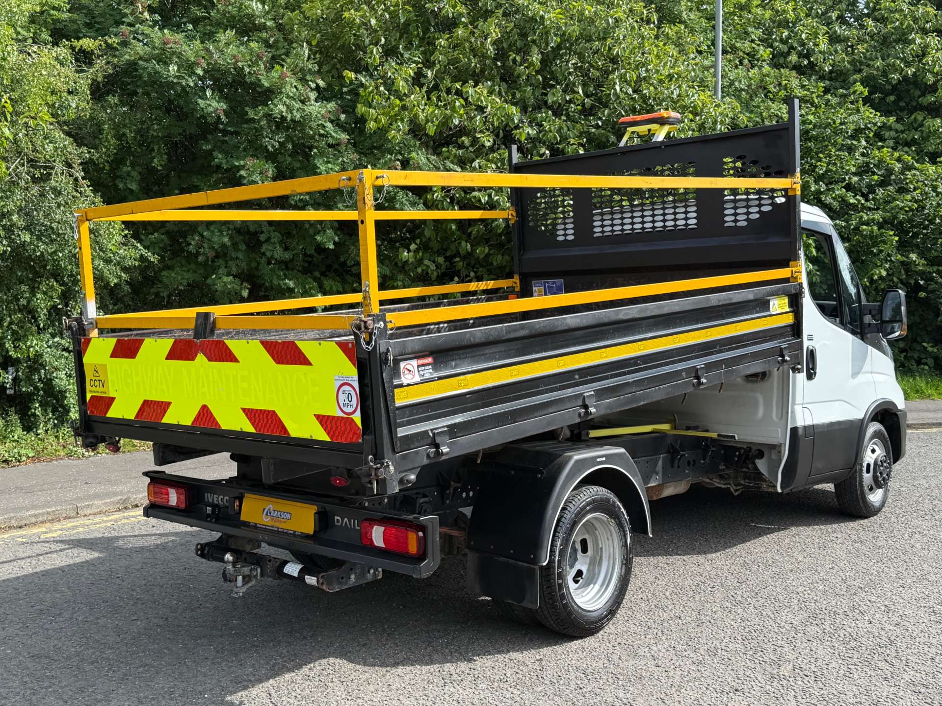 IVECO DAILY 35C14B Single Cab Tipper (TRW) #3