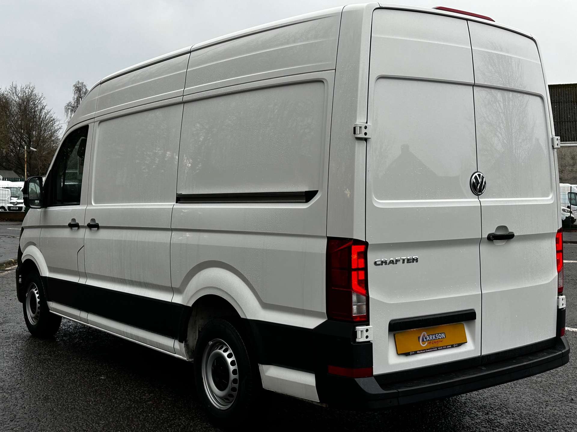 VOLKSWAGEN CRAFTER CR35 Trendline 2.0TDI MWB (Choice) #3
