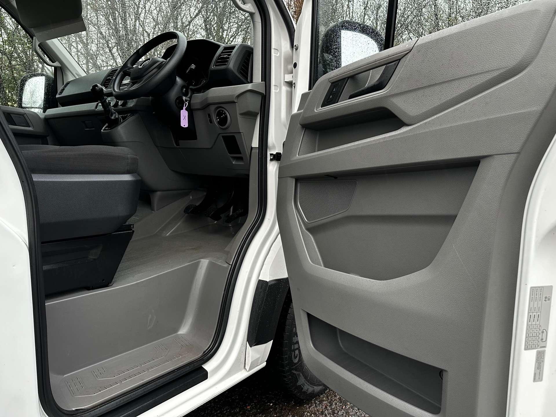 VOLKSWAGEN CRAFTER CR35 Trendline 2.0TDI MWB (Choice) #8
