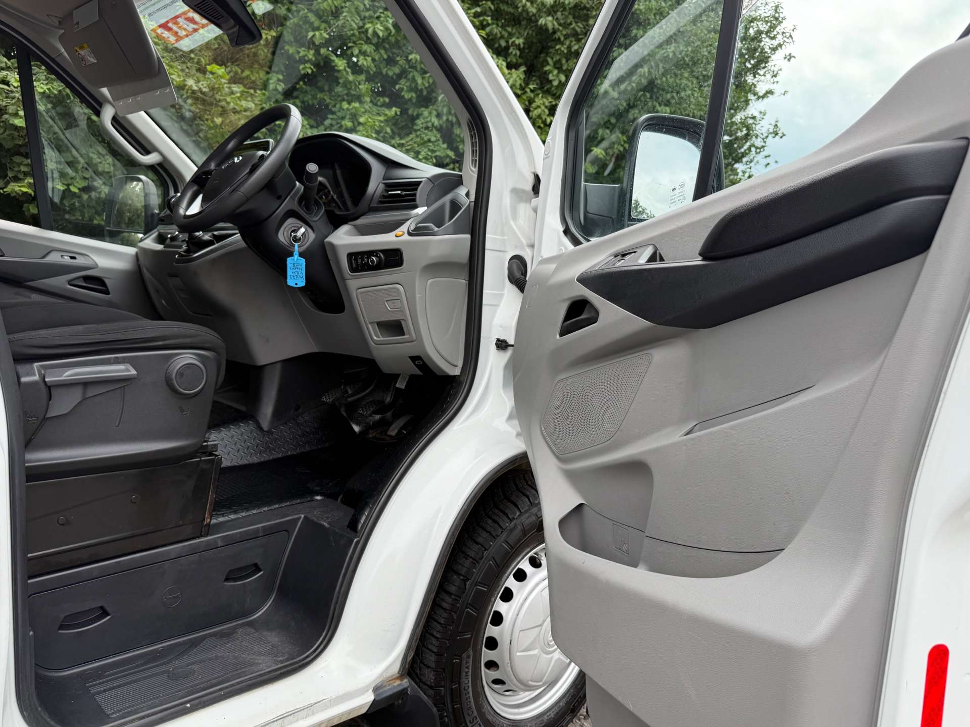 MAXUS DELIVER 9 L3H2 (LWB) Choice #5