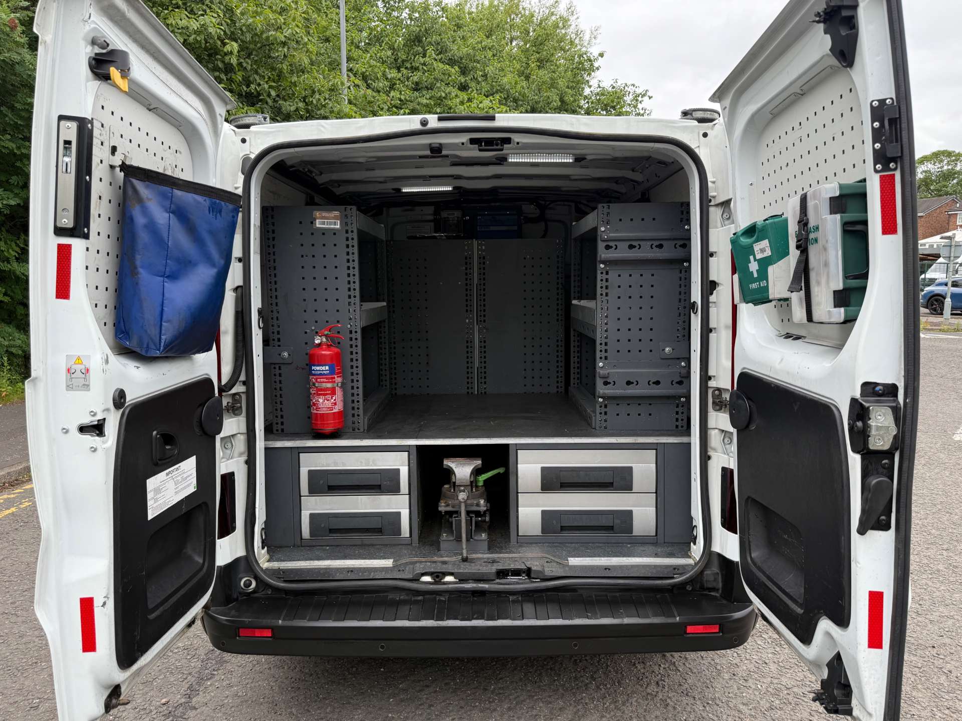 RENAULT TRAFIC SL30 Business+ DCi 145 Workshop van #3