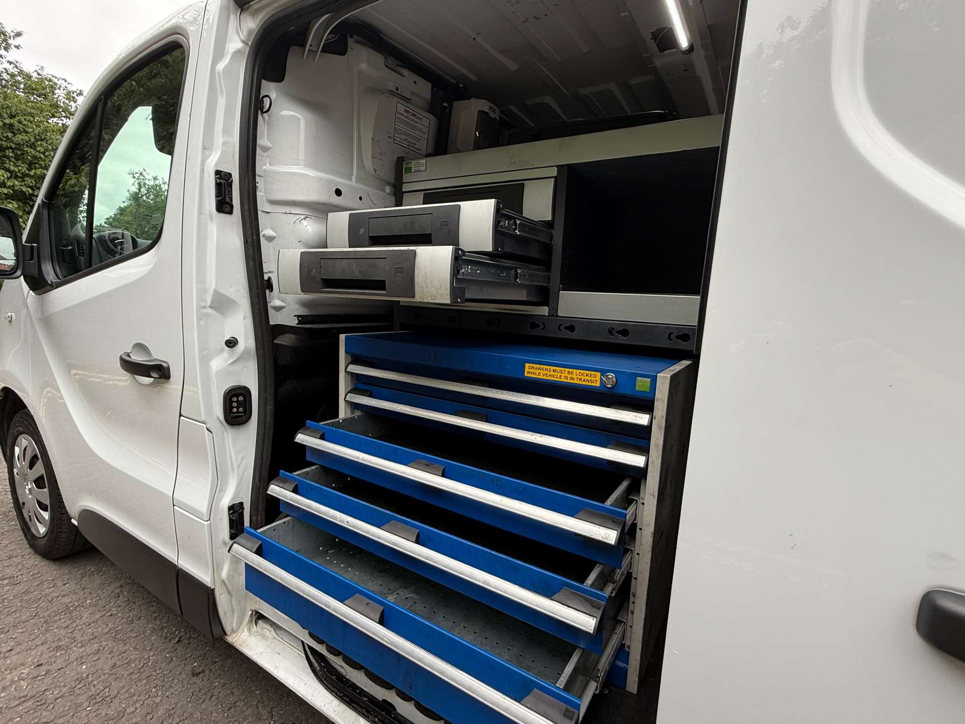 RENAULT TRAFIC SL30 Business+ DCi 145 Workshop van #6