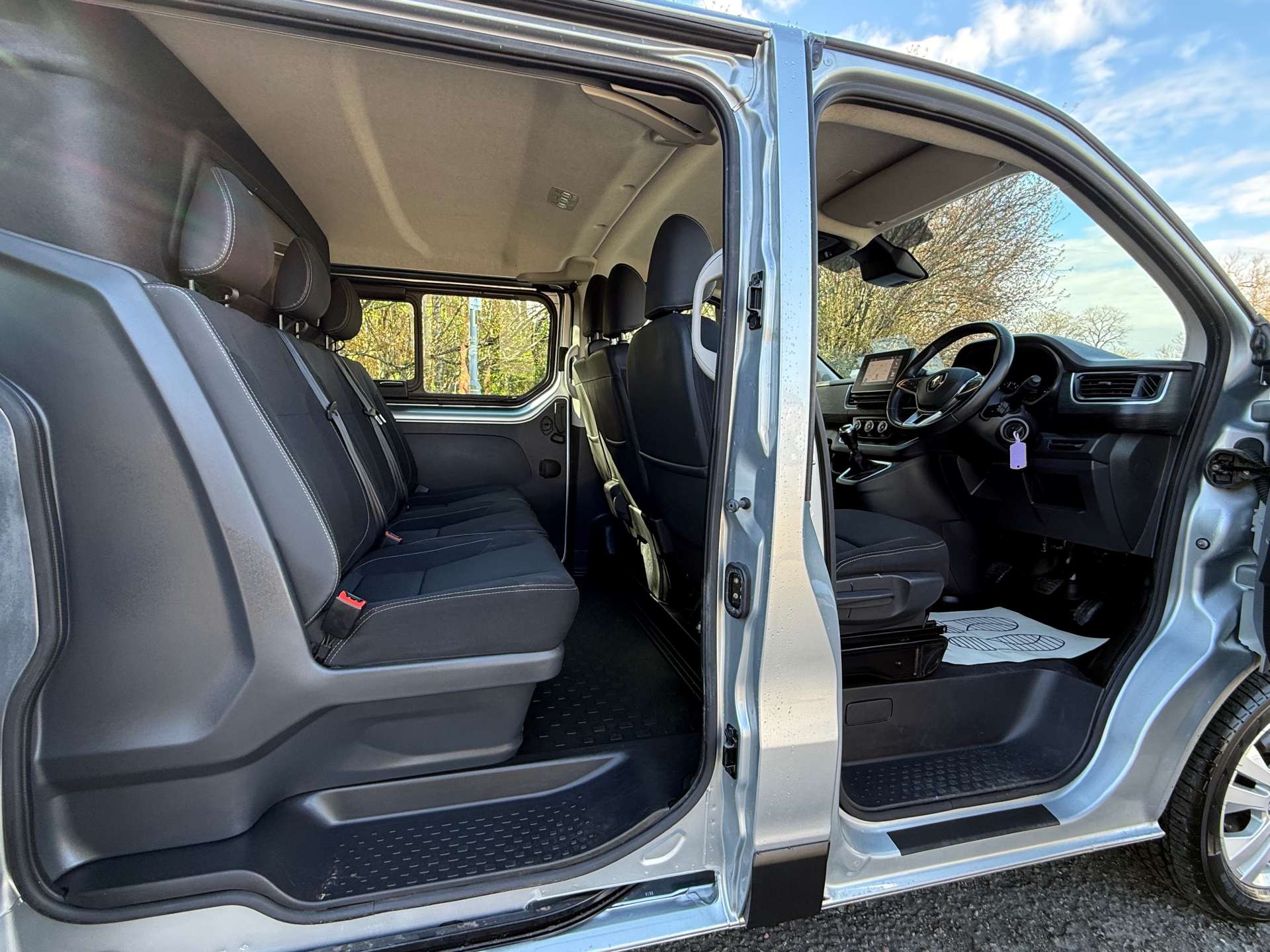 RENAULT TRAFIC 2.0 Trafic LL30 Sport 6 seat CrewVan #5