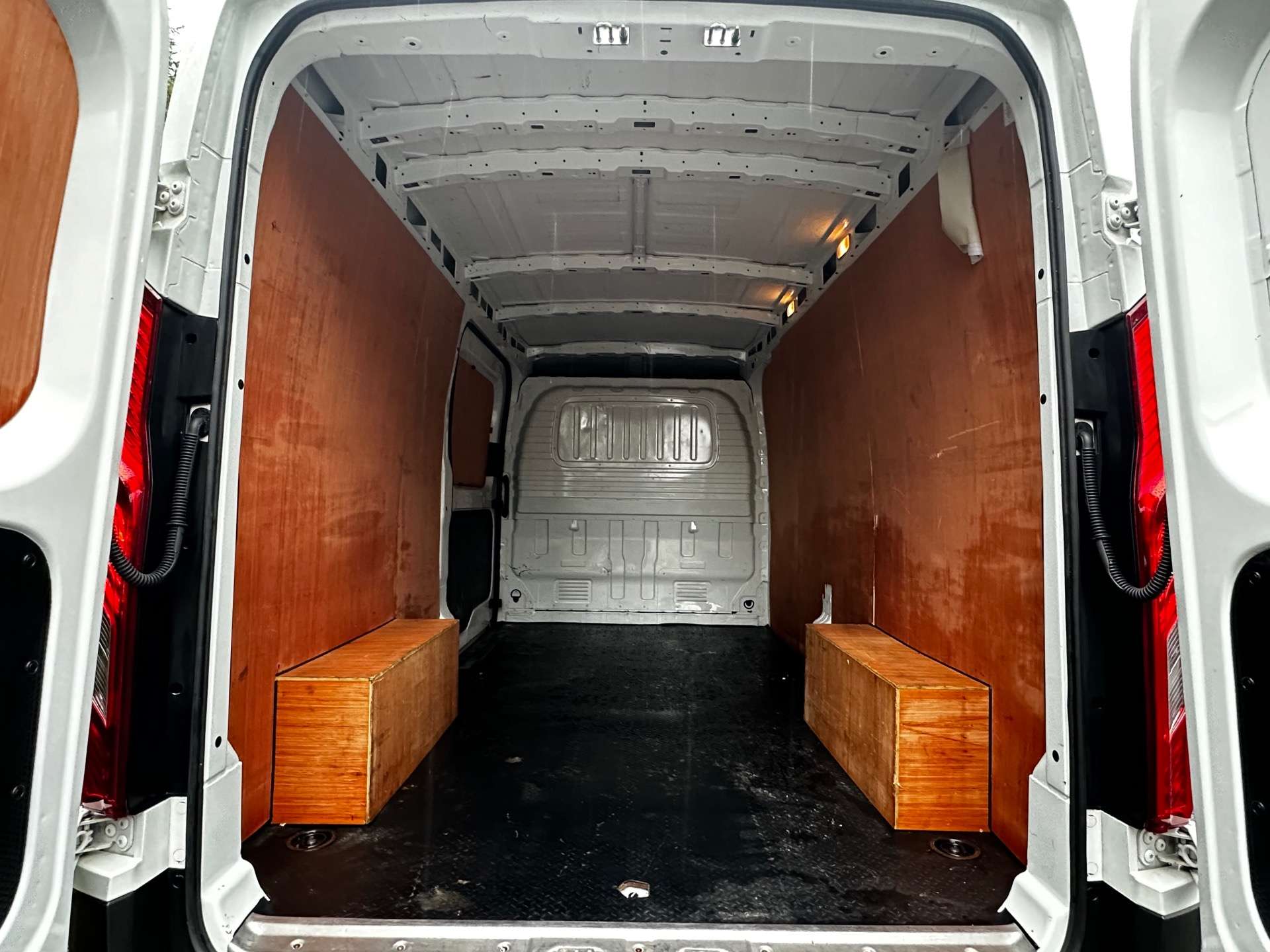 MAXUS DELIVER 9 2.0 LWB (L3H2) Choice #12
