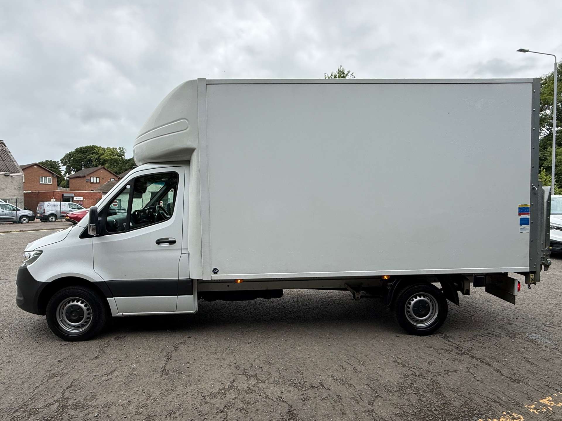 MERCEDES-BENZ SPRINTER 315 CDI Luton Box & Taillift #7