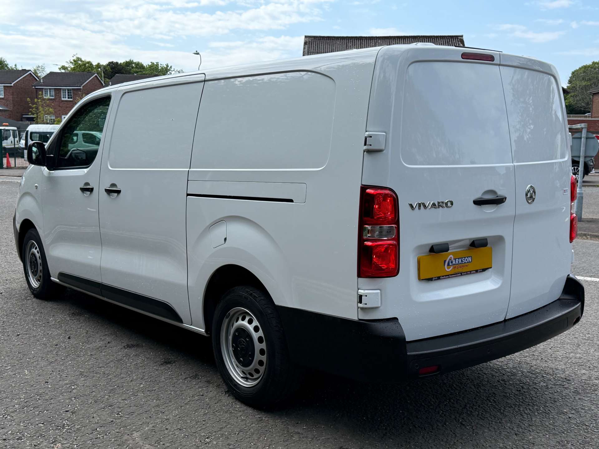 VAUXHALL VIVARO F2900 Dynamic L2 #3