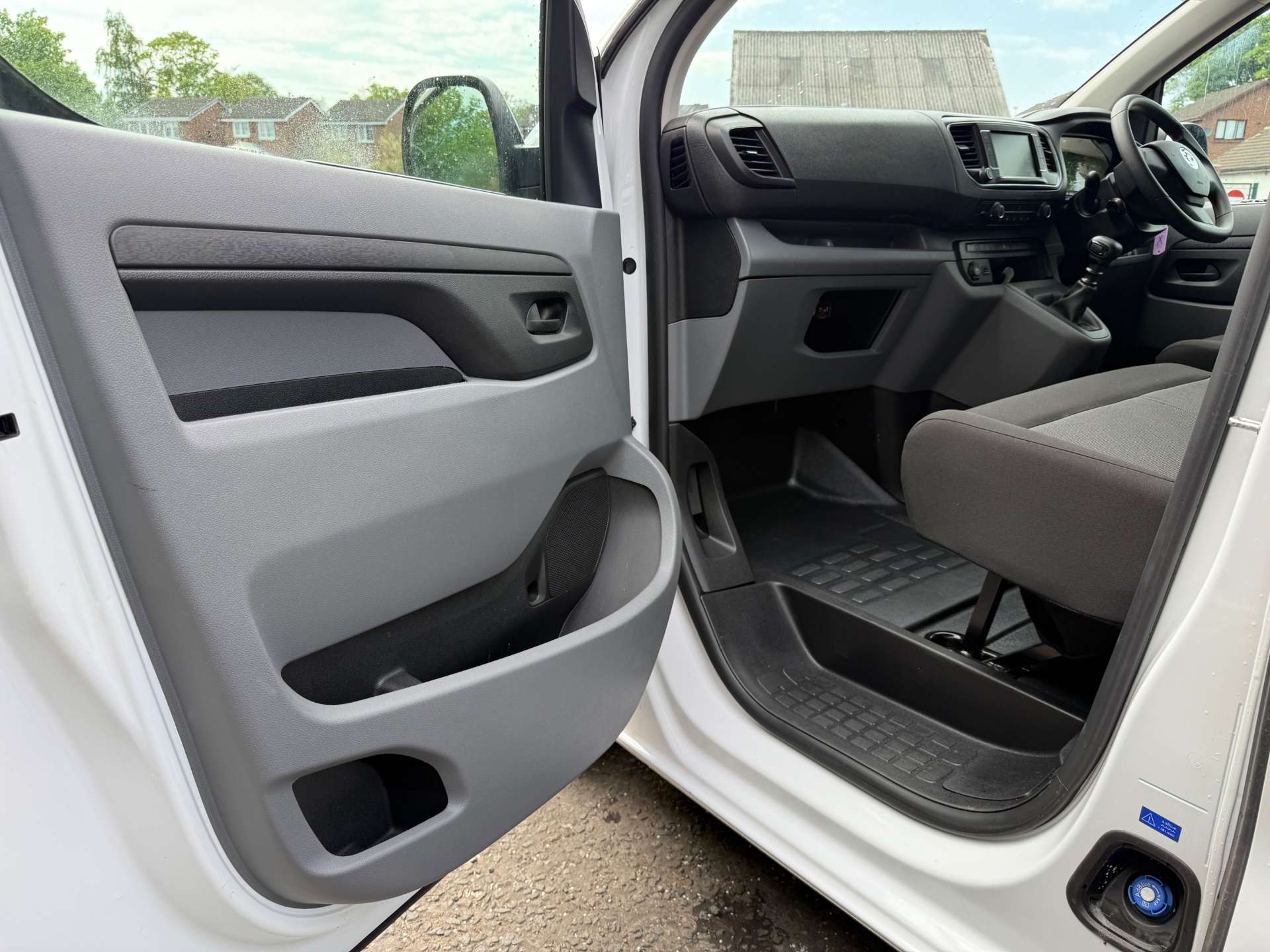 VAUXHALL VIVARO F2900 Dynamic L2 #5