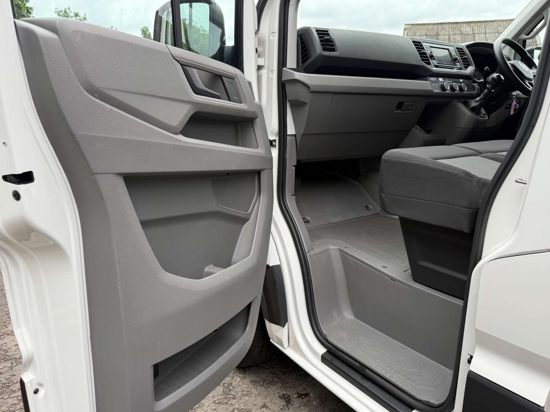 VOLKSWAGEN CRAFTER CR35 Trendline MWB 2.0TDI 140ps #7