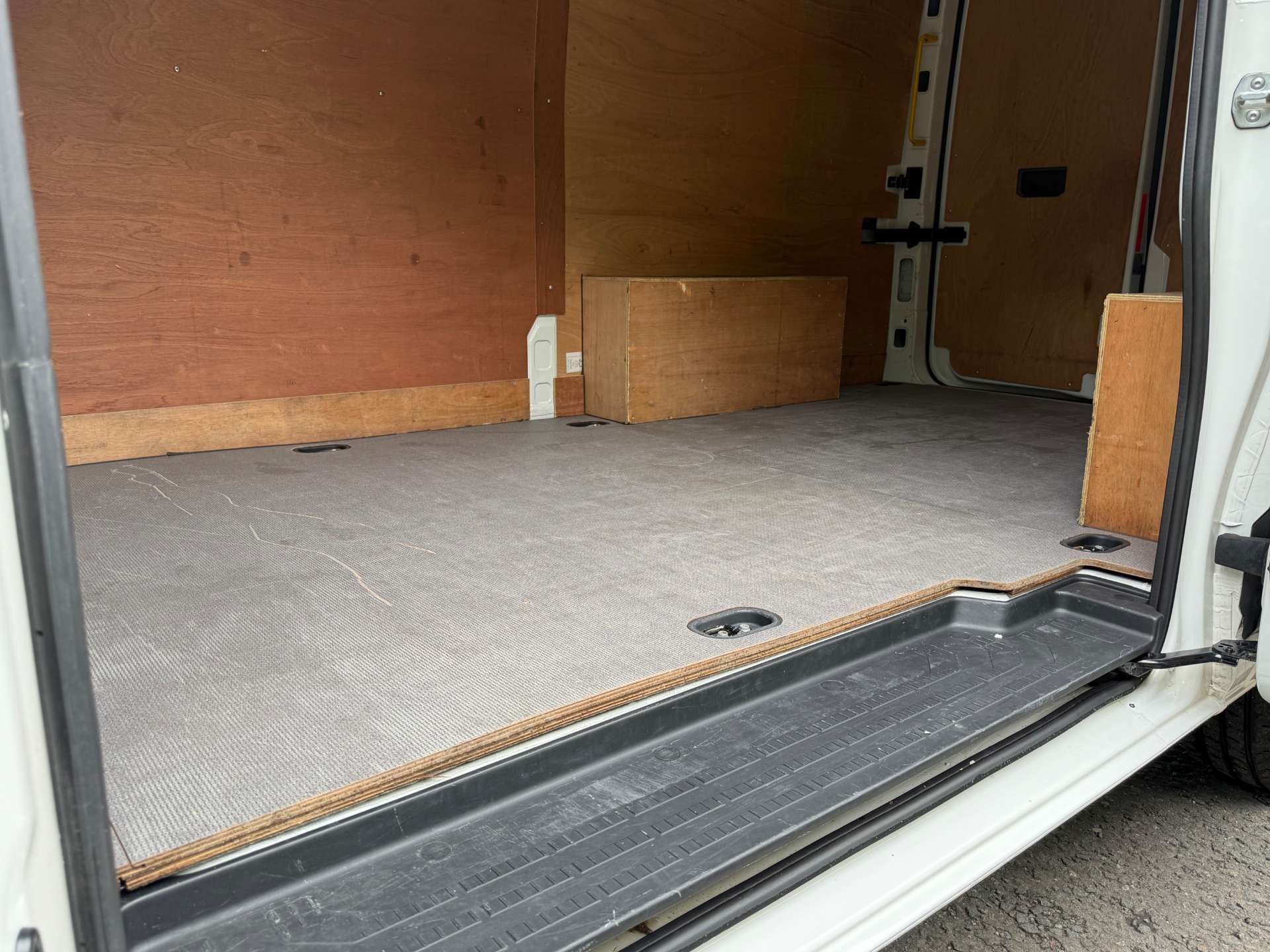 VOLKSWAGEN CRAFTER CR35 Trendline MWB 2.0TDI 140ps #21