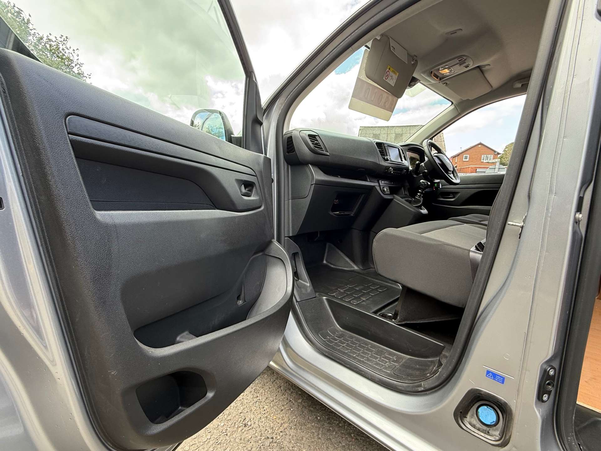 VAUXHALL VIVARO 2.0 F3100 Prime L2 #5