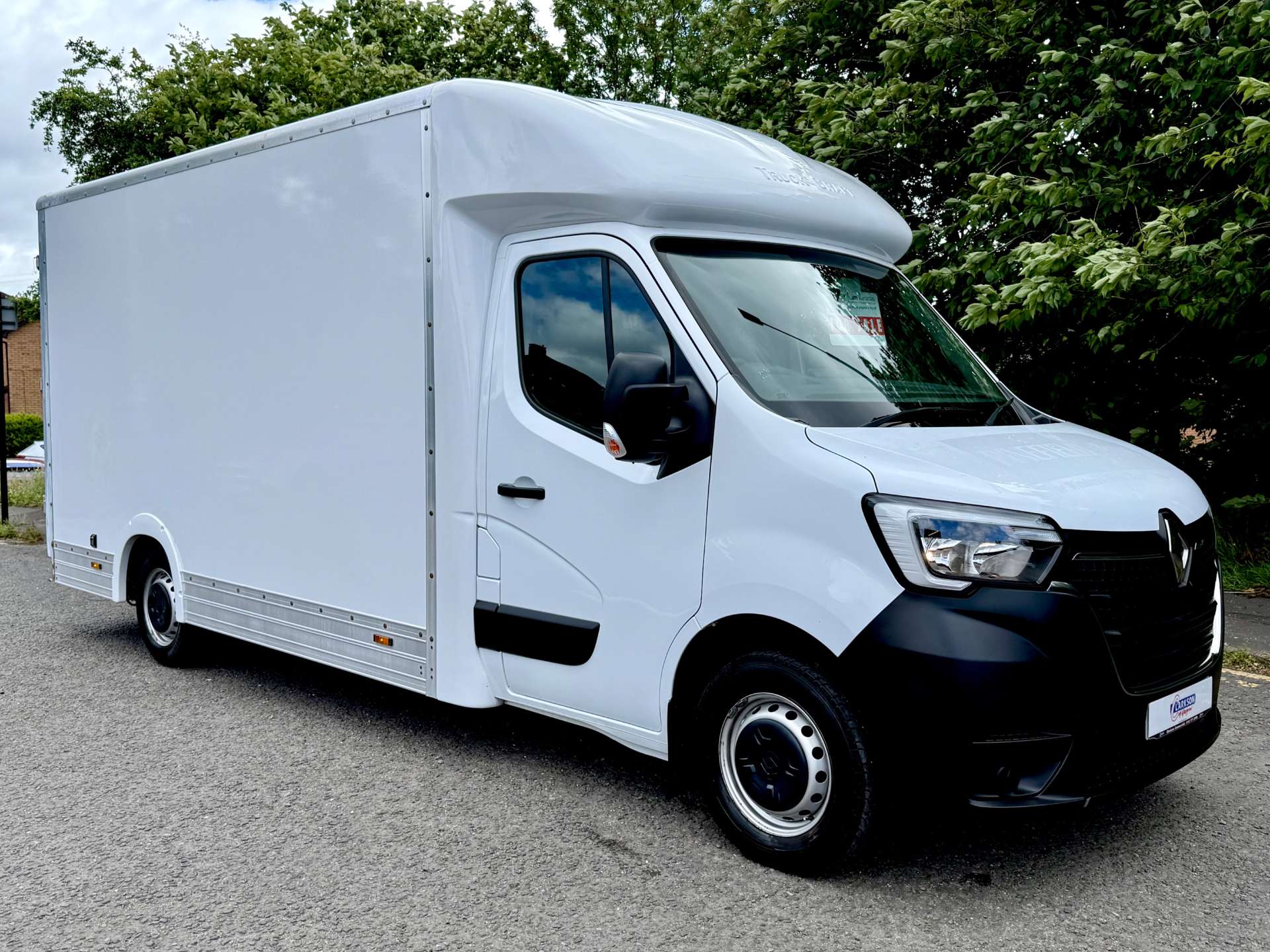RENAULT MASTER LL35 Business LoLoader Luton Box Van #0