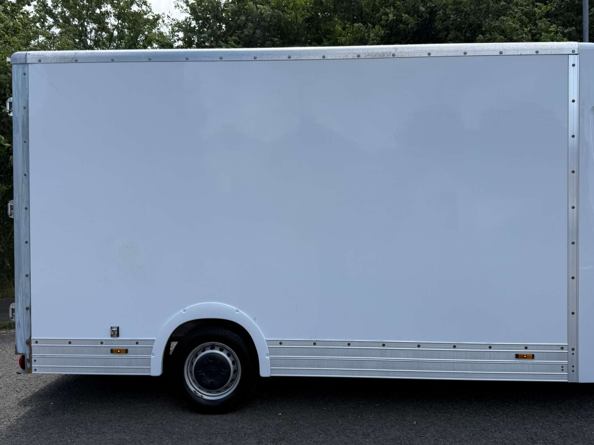 RENAULT MASTER LL35 Business LoLoader Luton Box Van #12