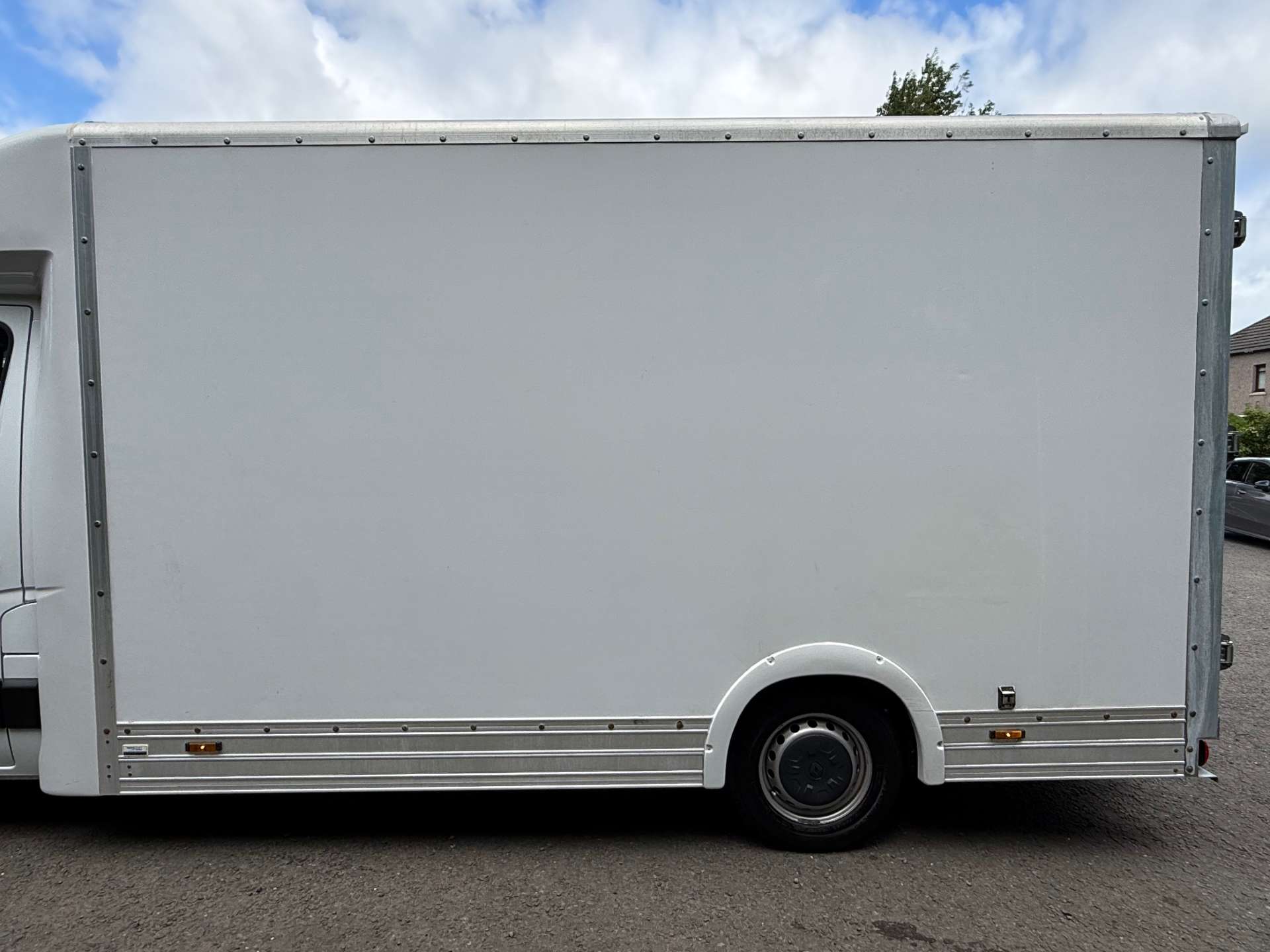 RENAULT MASTER LL35 Business LoLoader Luton Box Van #15