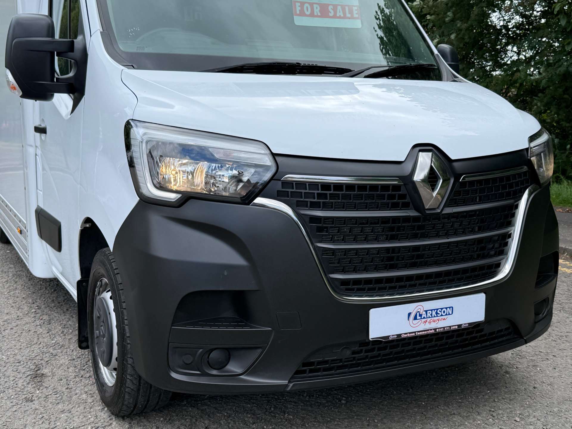 RENAULT MASTER LL35 Business LoLoader Luton Box Van #17