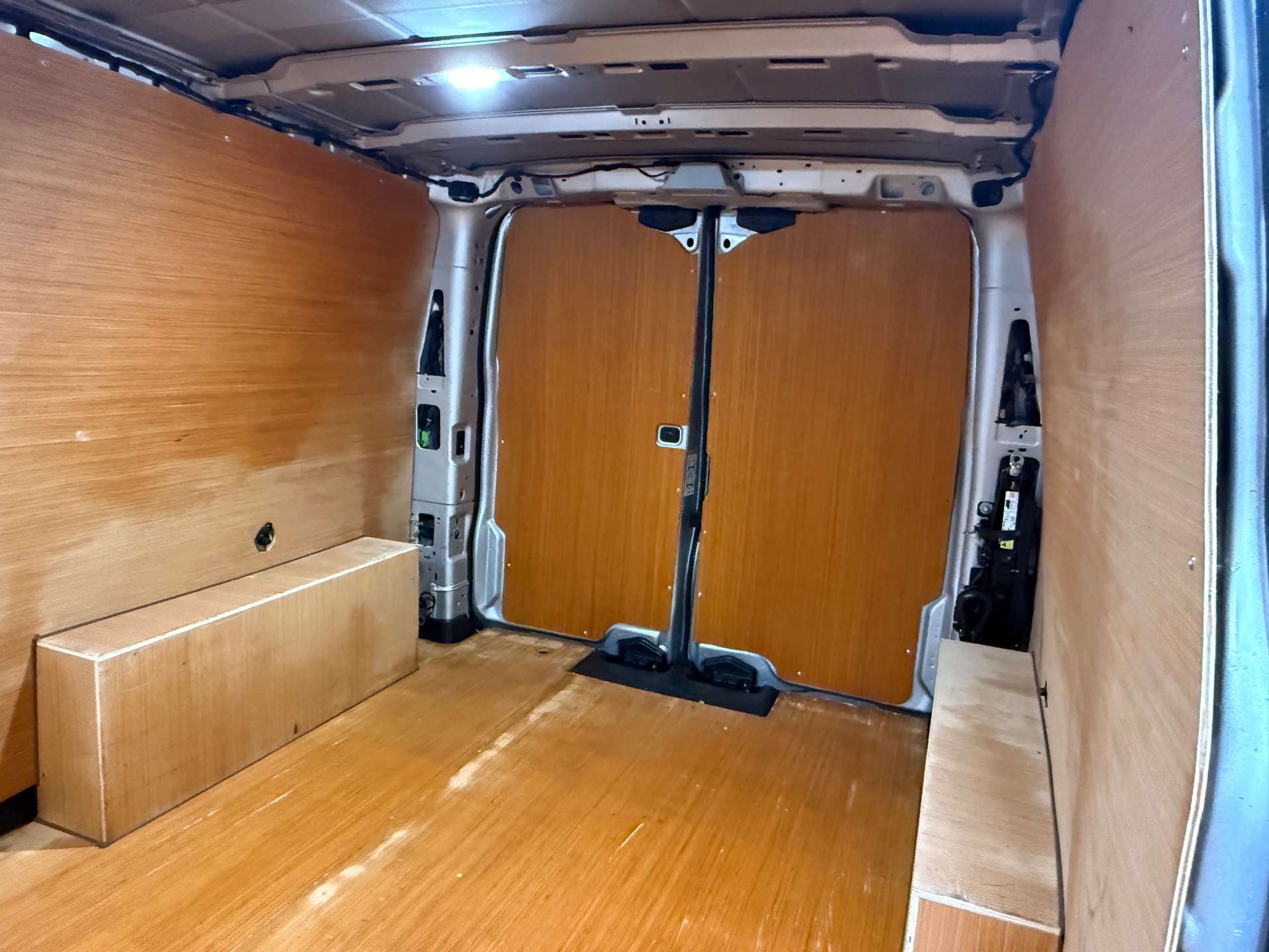 FORD TRANSIT CUSTOM 320 Limited 2.5 PHEV Automatic Hybrid L2 #5