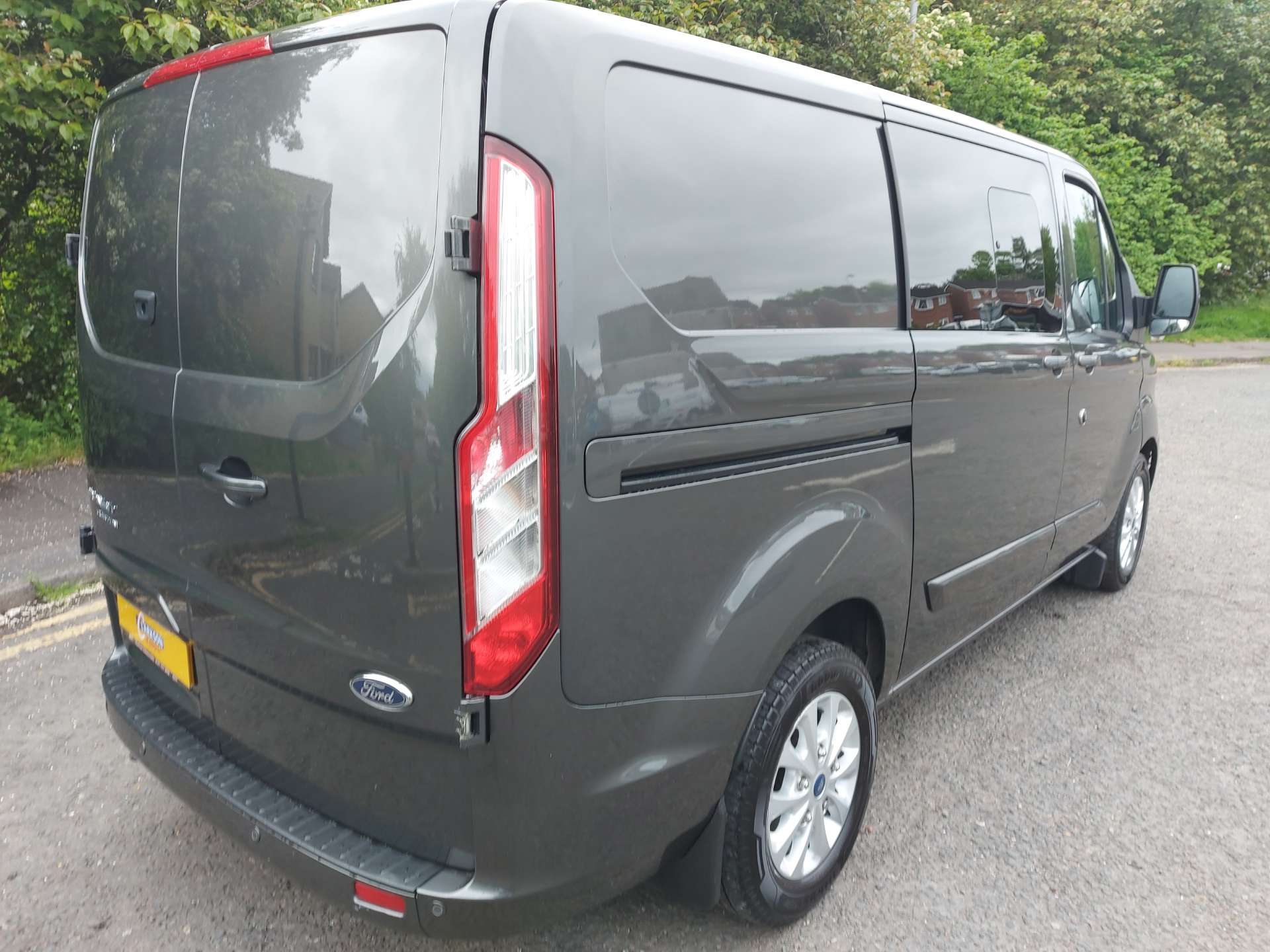 FORD TRANSIT CUSTOM 320 Limited 6 Seat Crewvan DCIV Auto #3