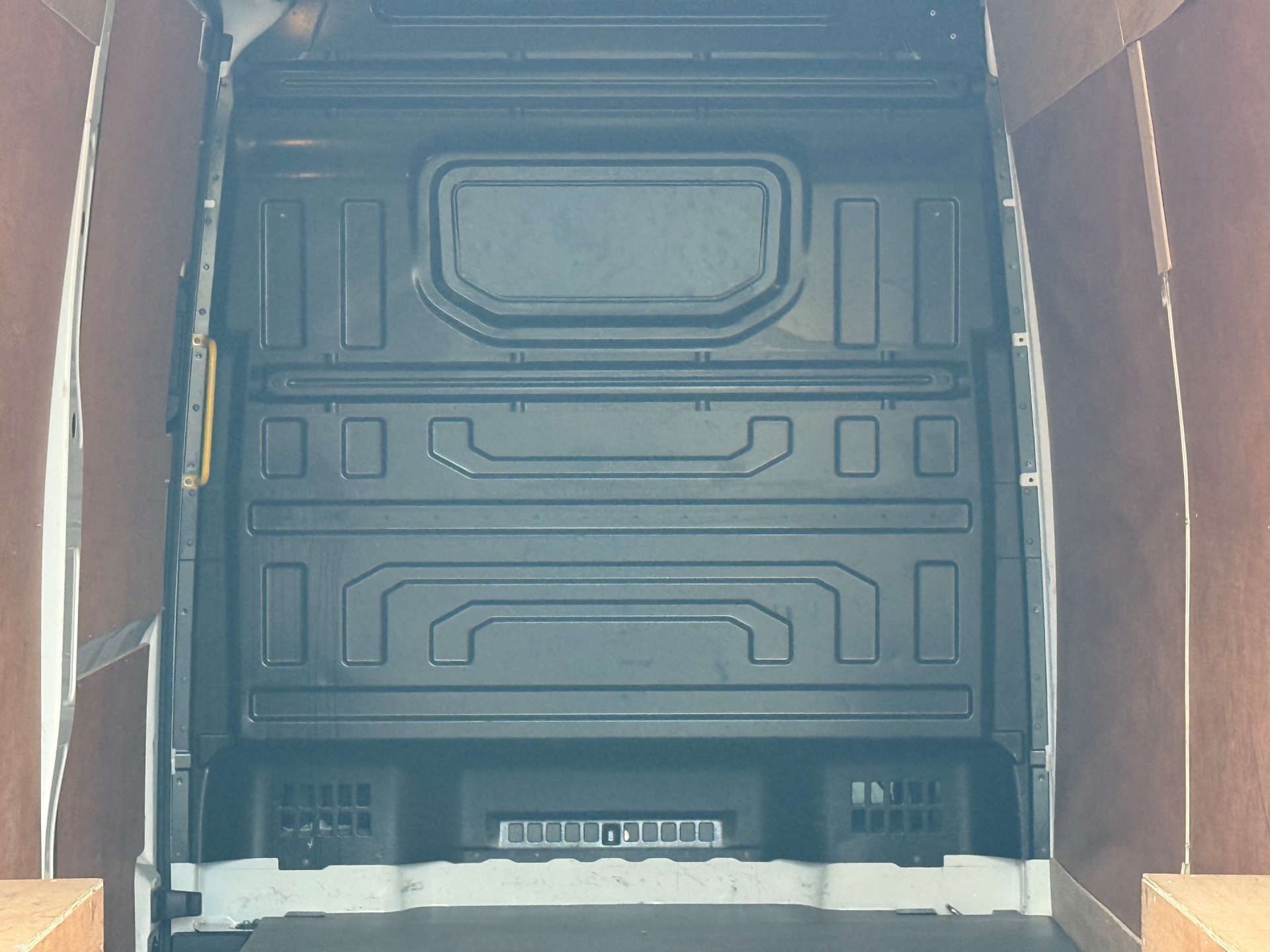 VOLKSWAGEN CRAFTER CR35 LWB Trendline TDI auto box #12