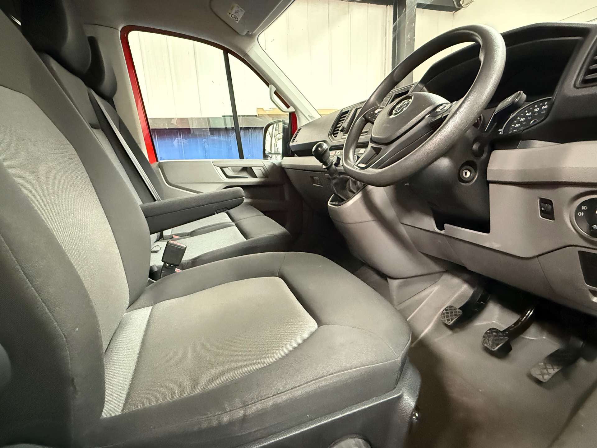 VOLKSWAGEN CRAFTER 2.0 CR35 Highline TDI (6000 miles) #5