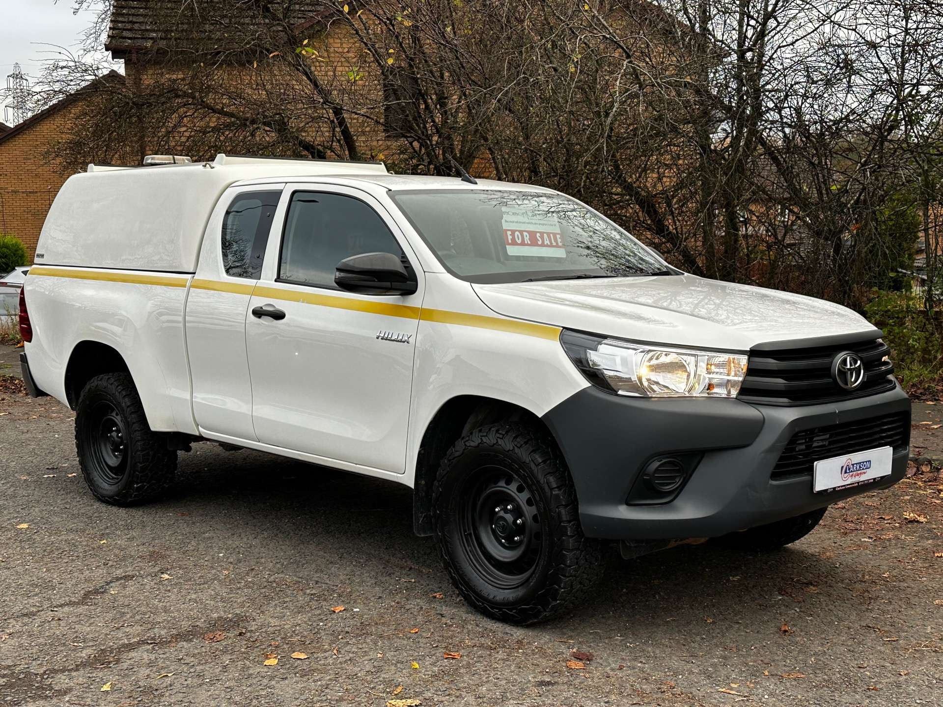 TOYOTA HILUX 2.4 Hilux Active D-4D 4WD ECB 4WD 5dr #0