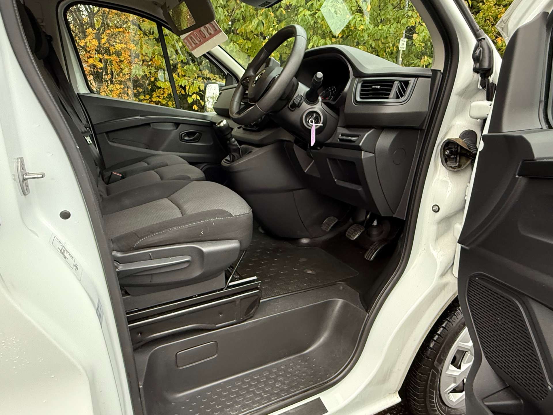 RENAULT TRAFIC 2.0 Trafic LL30 Business+ Blue dCi #5