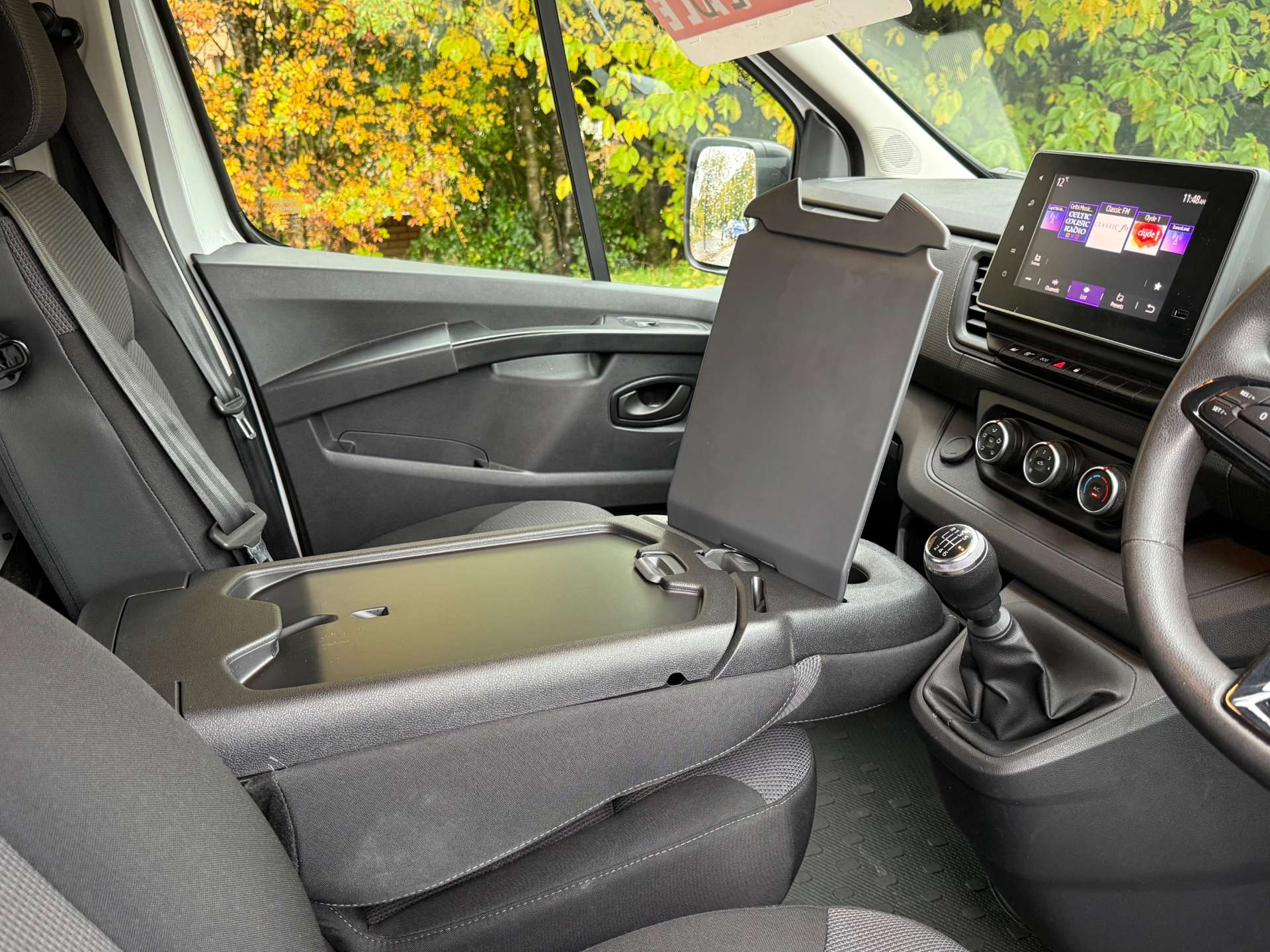 RENAULT TRAFIC 2.0 Trafic LL30 Business+ Blue dCi #20