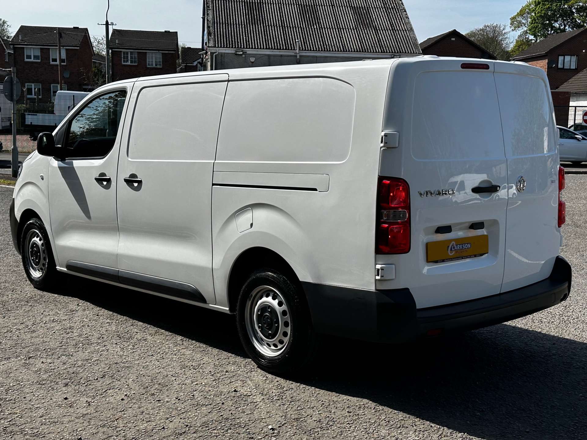 VAUXHALL VIVARO 2900 Dynamic L2 (Choice) #3