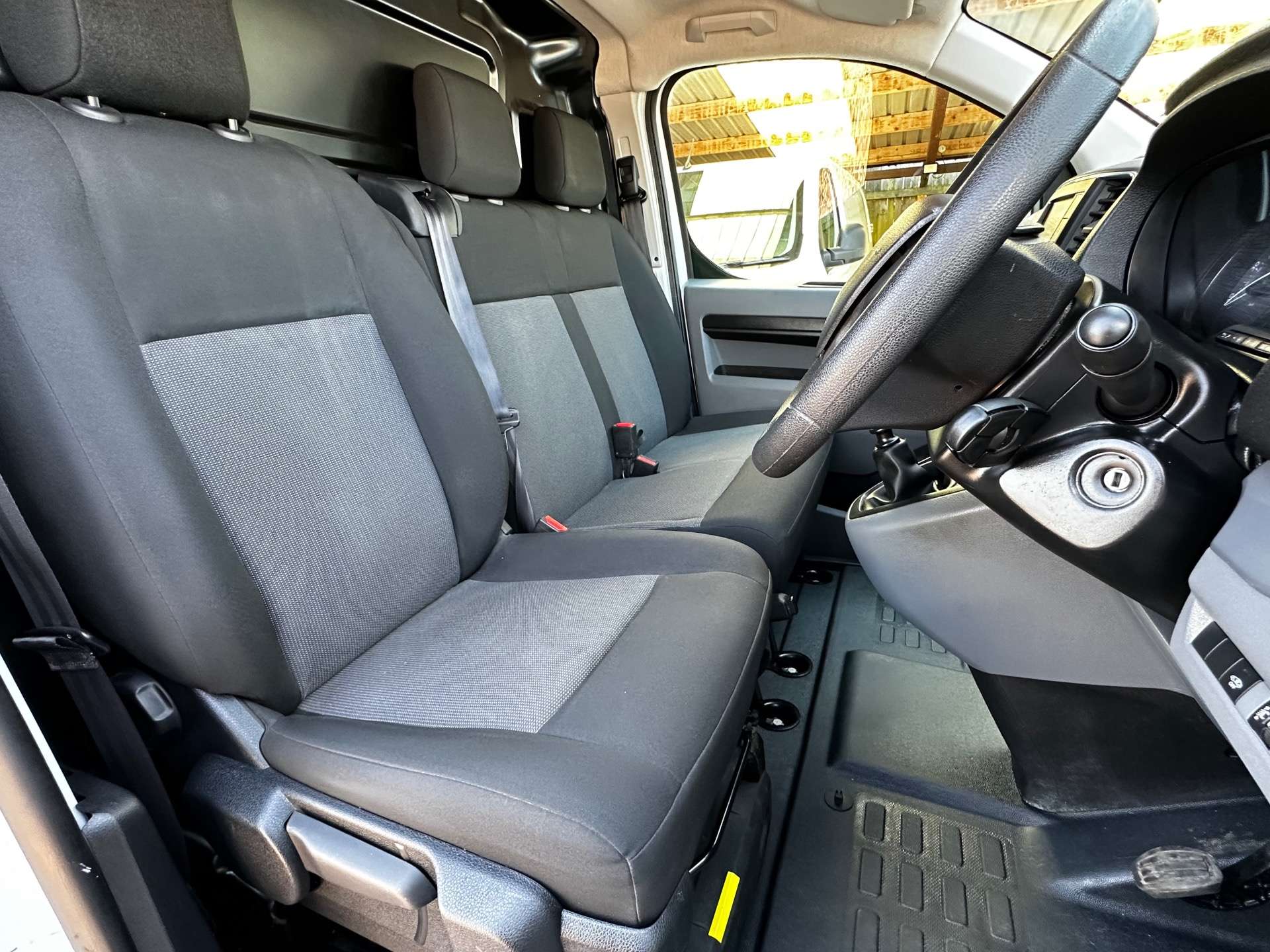 VAUXHALL VIVARO 2900 Dynamic L2 (Choice) #8