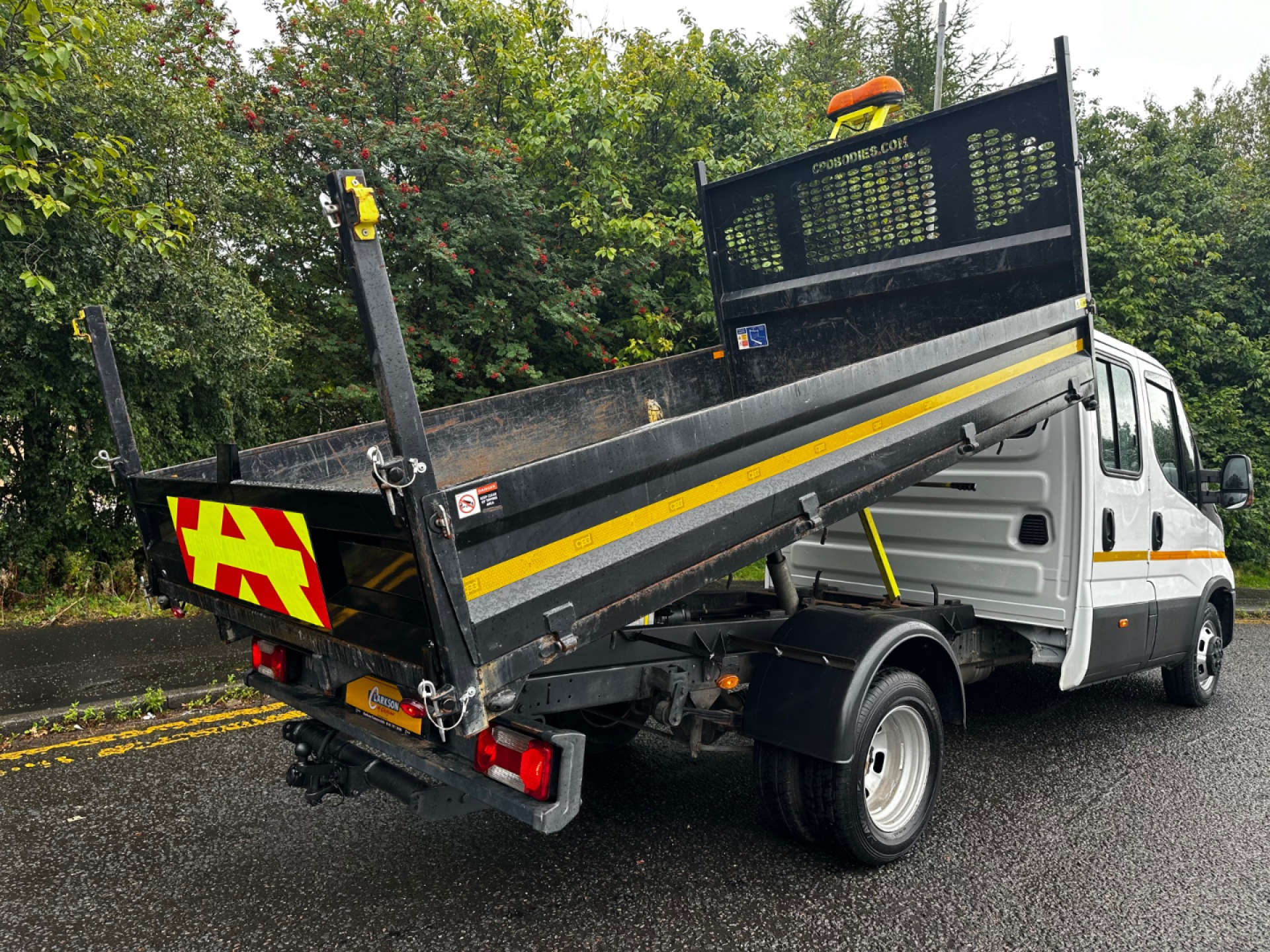 IVECO DAILY 2.3 35C14B CrewCab Tipper (7 seat) #4