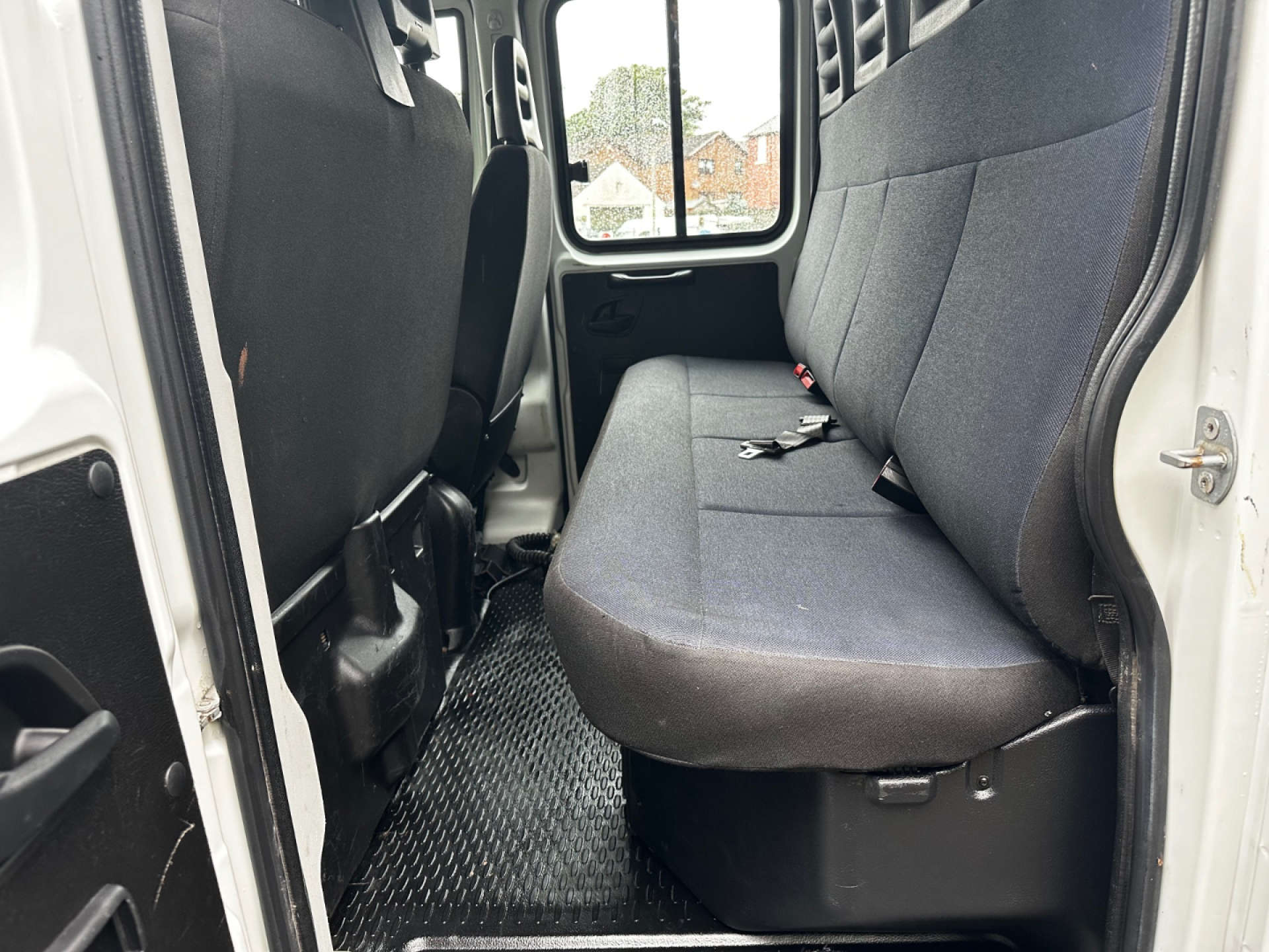 IVECO DAILY 2.3 35C14B CrewCab Tipper (7 seat) #6