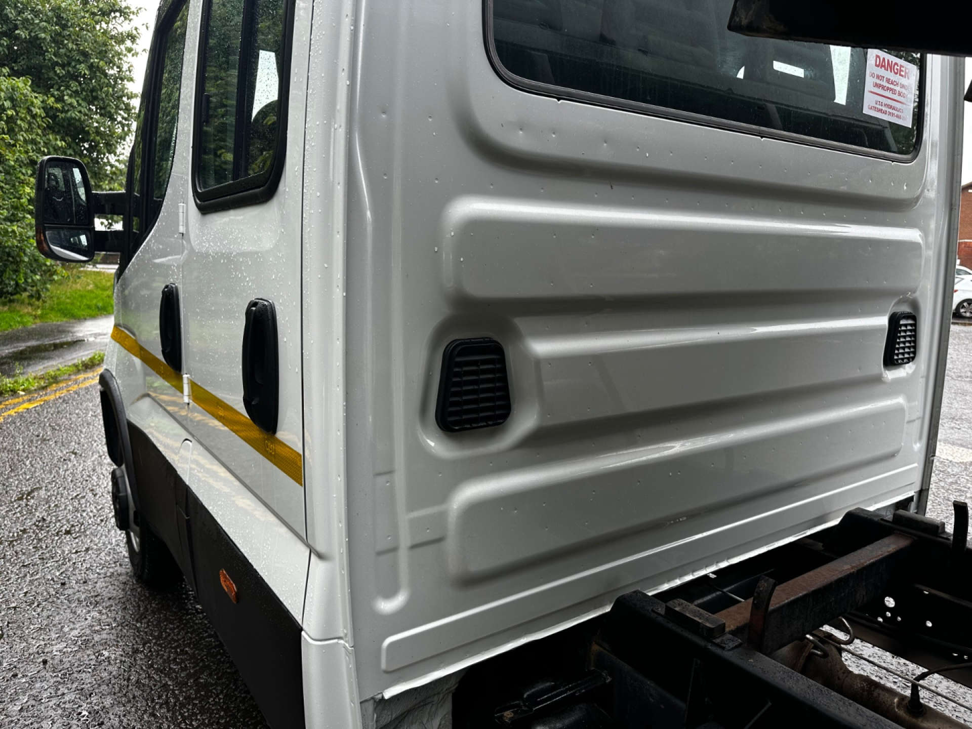 IVECO DAILY 2.3 35C14B CrewCab Tipper (7 seat) #7
