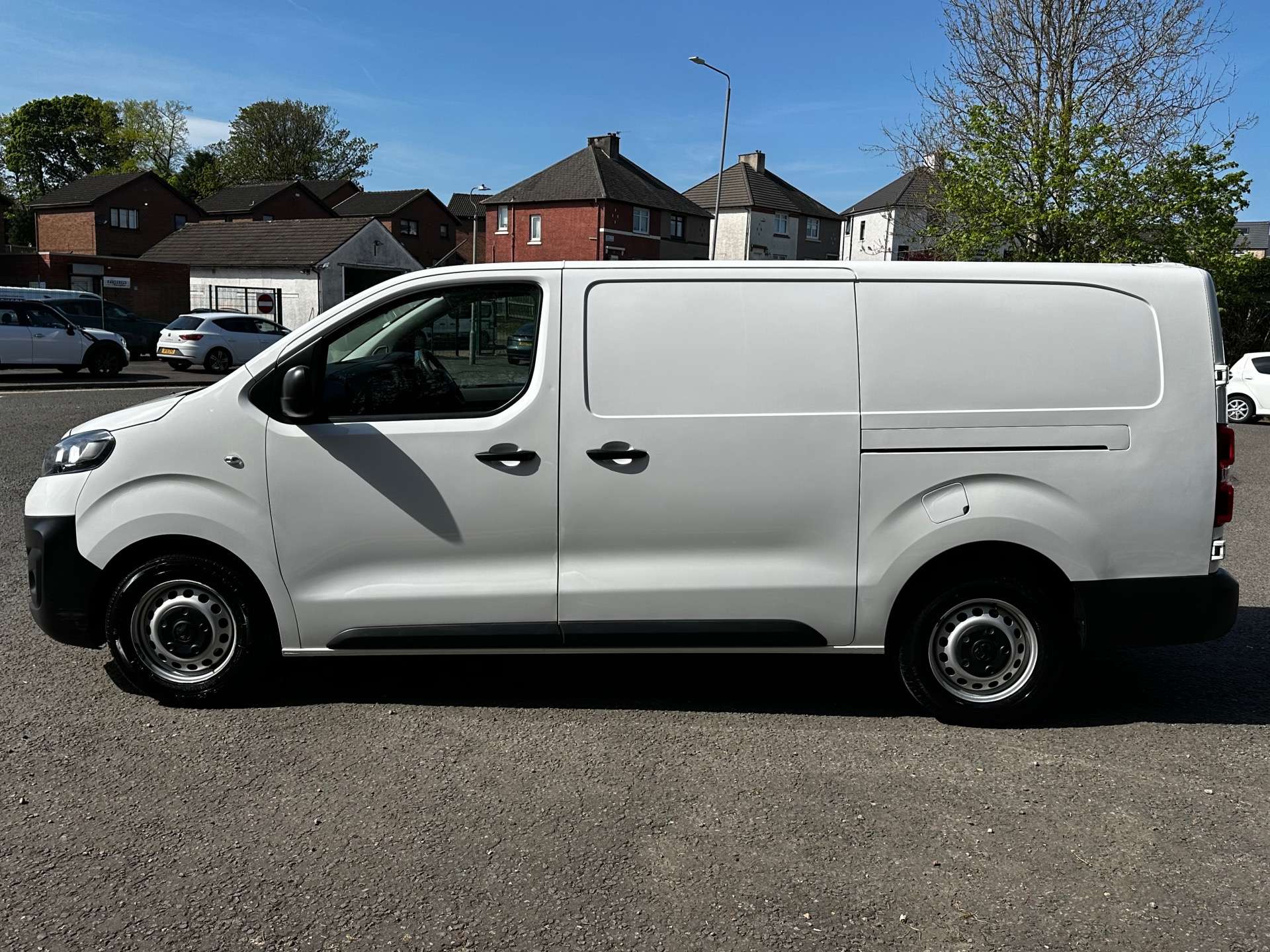 VAUXHALL VIVARO 2900 Dynamic L2 (Choice) #15