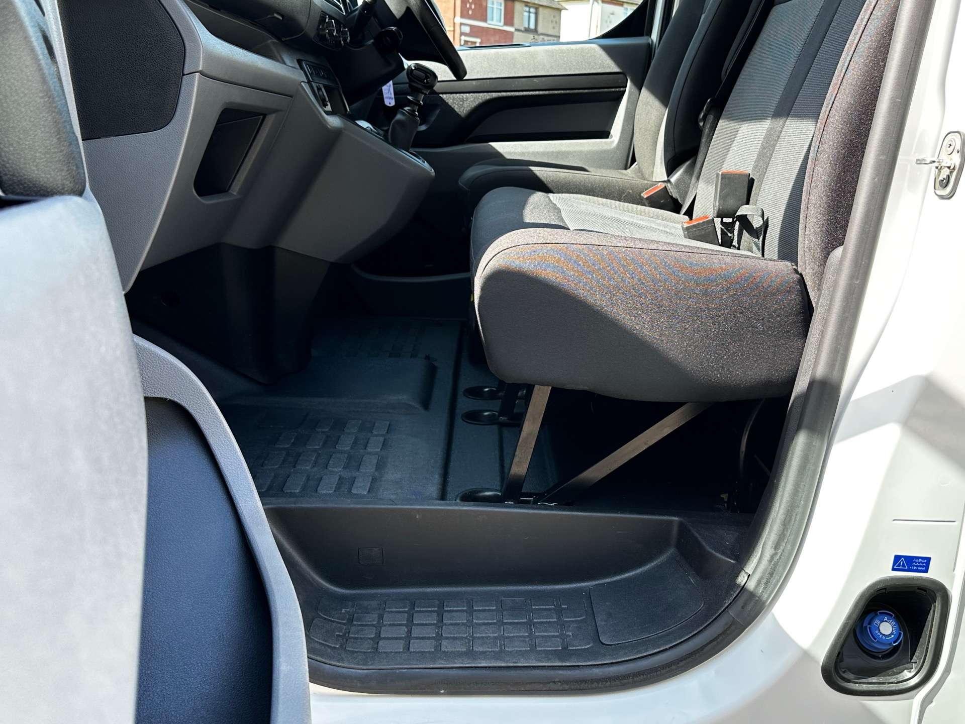 VAUXHALL VIVARO 2900 Dynamic L2 (Choice) #18
