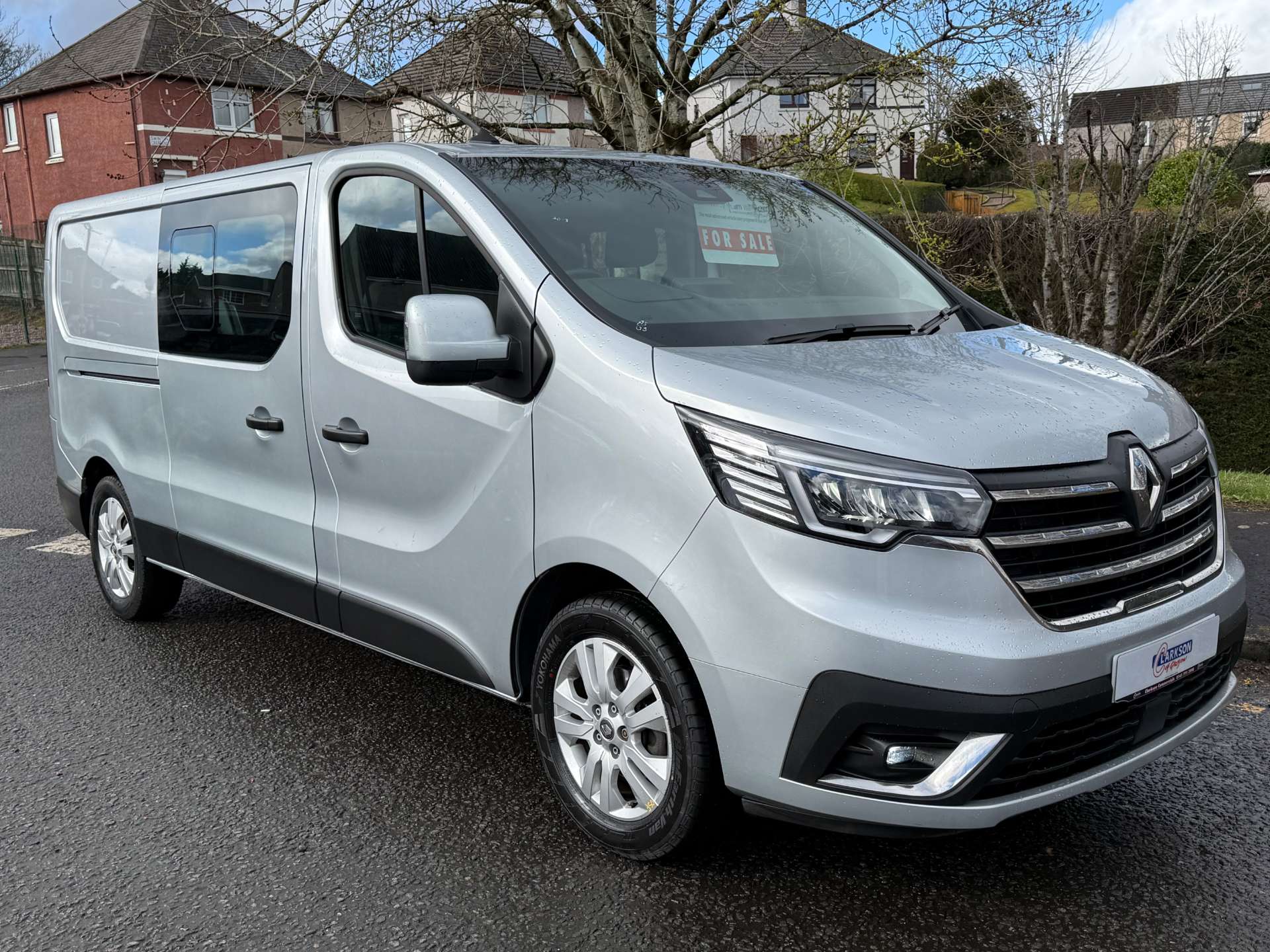 RENAULT TRAFIC 2.0 Trafic LL30 Sport 6 seat CrewVan #2