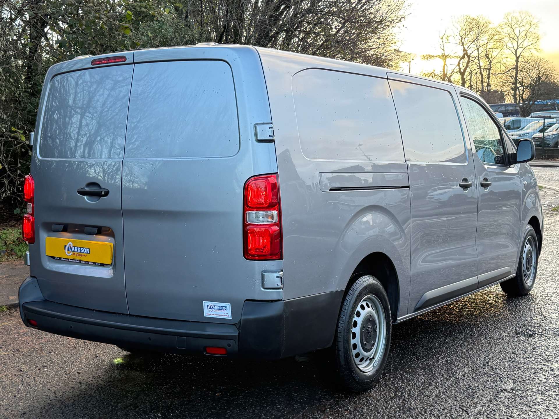 VAUXHALL VIVARO F3100 Prime L2 2.0/145ps #2