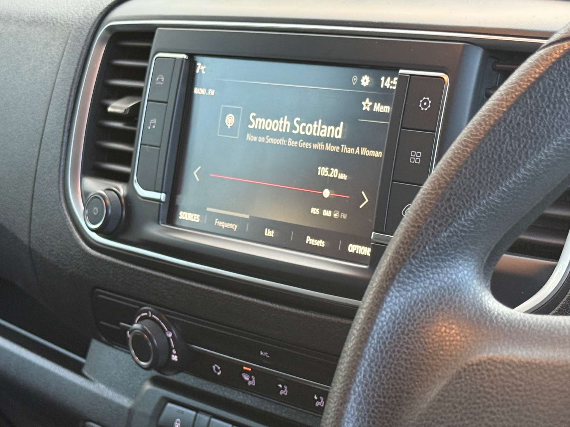 VAUXHALL VIVARO F3100 Prime L2 2.0/145ps #10