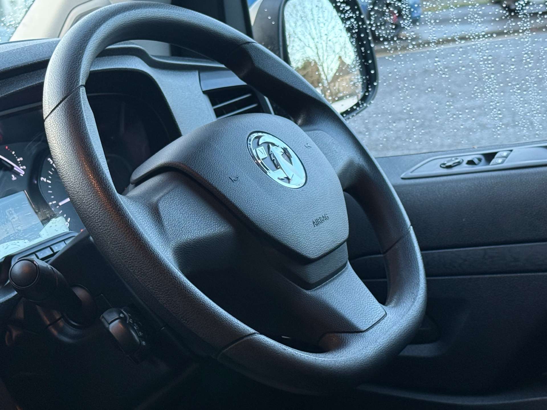 VAUXHALL VIVARO F3100 Prime L2 2.0/145ps #15