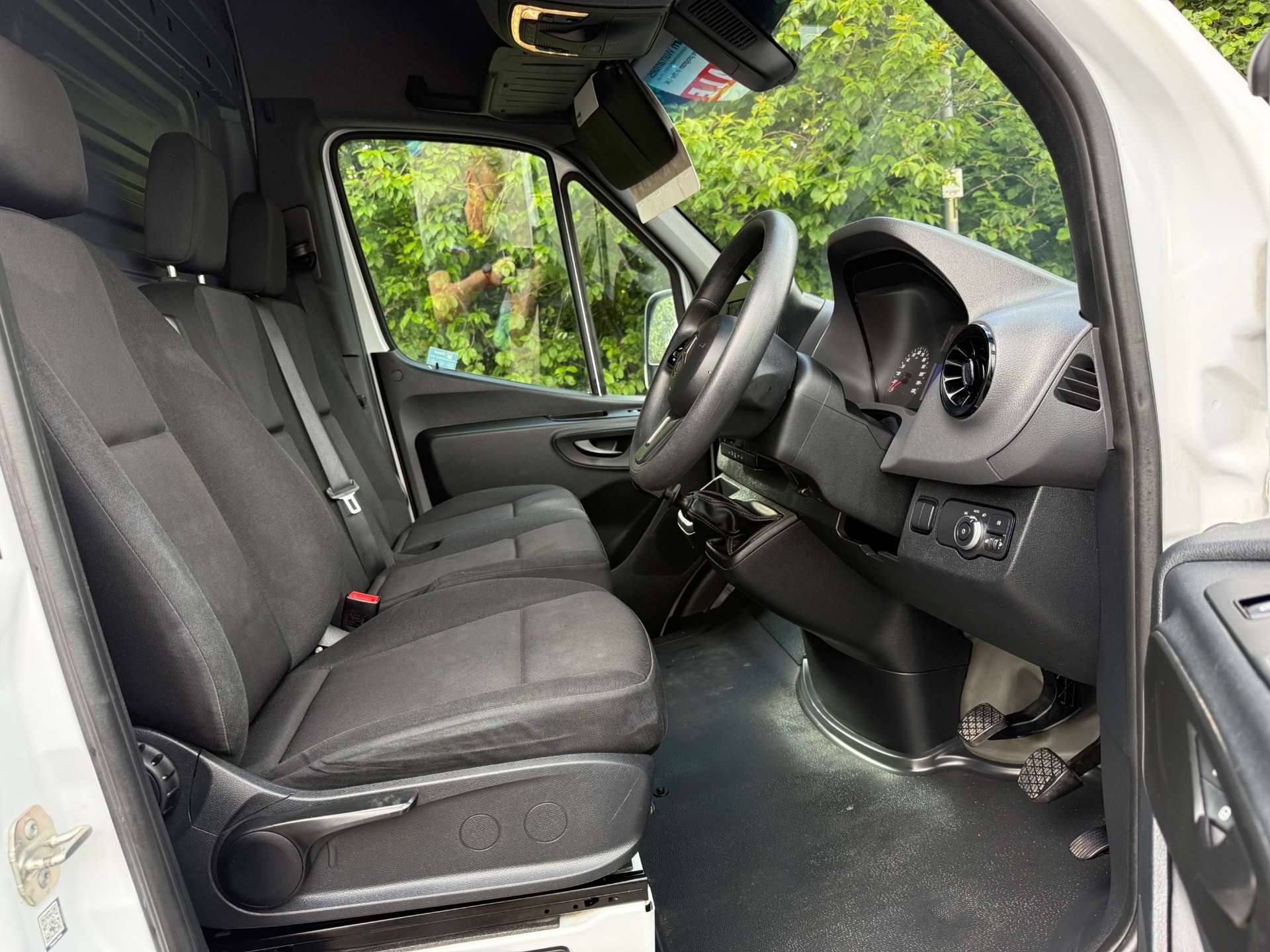 MERCEDES-BENZ SPRINTER 315CDi PROGRESSIVE MWB (L2H2) #23
