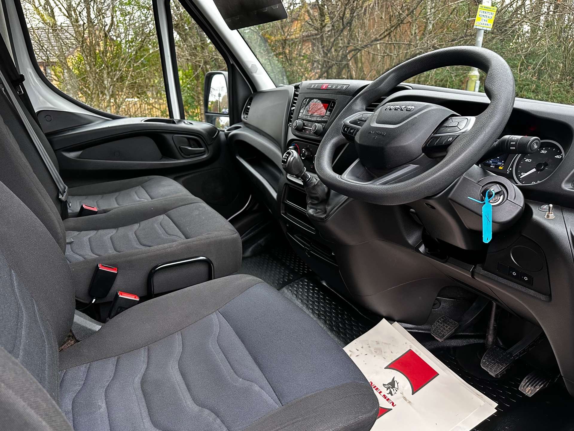 IVECO DAILY 35C14 7 seat crew cab tipper #6