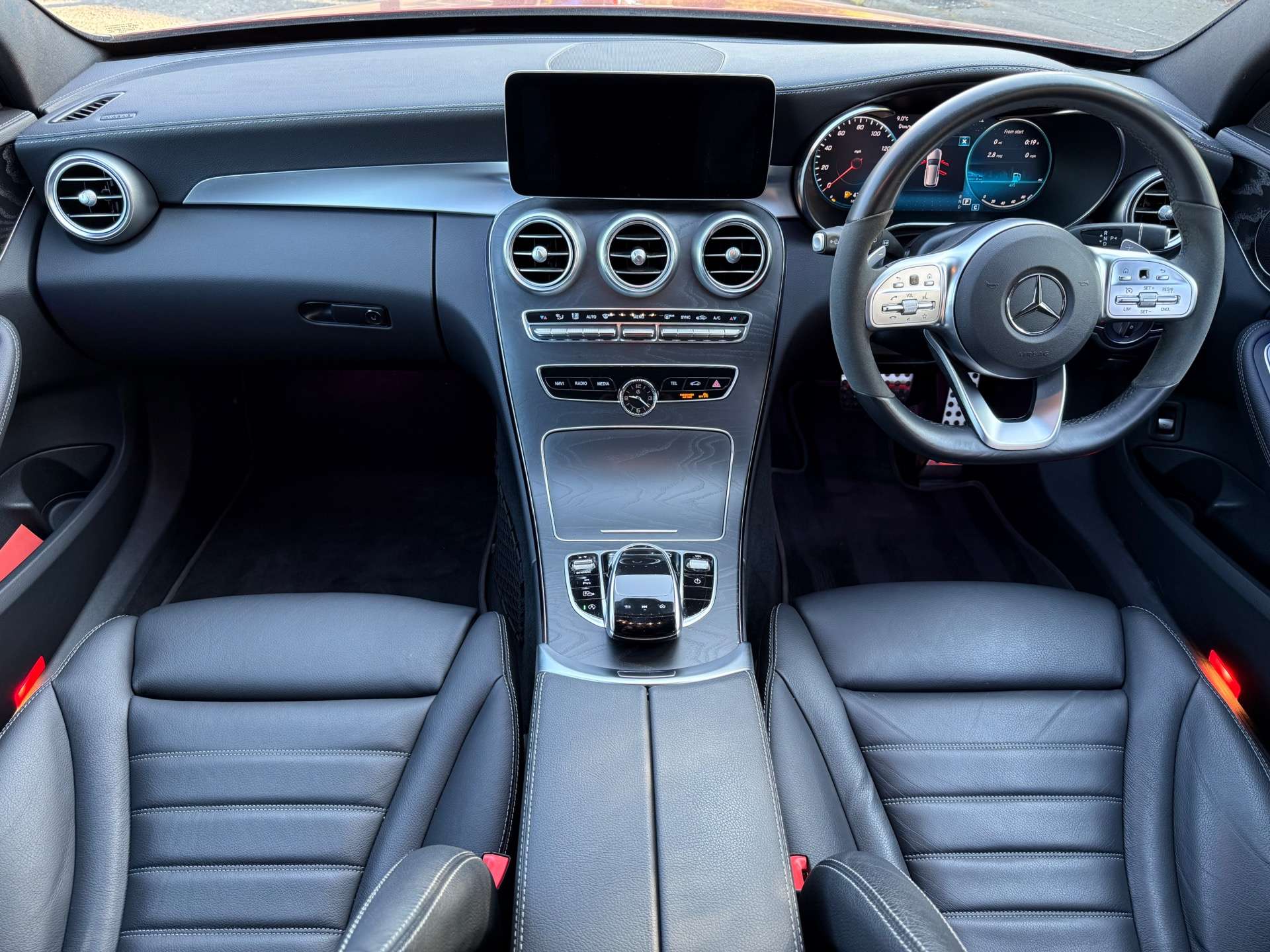 MERCEDES-BENZ C-CLASS 2.0 C 300 AMG Line Premium D Auto 5dr #6