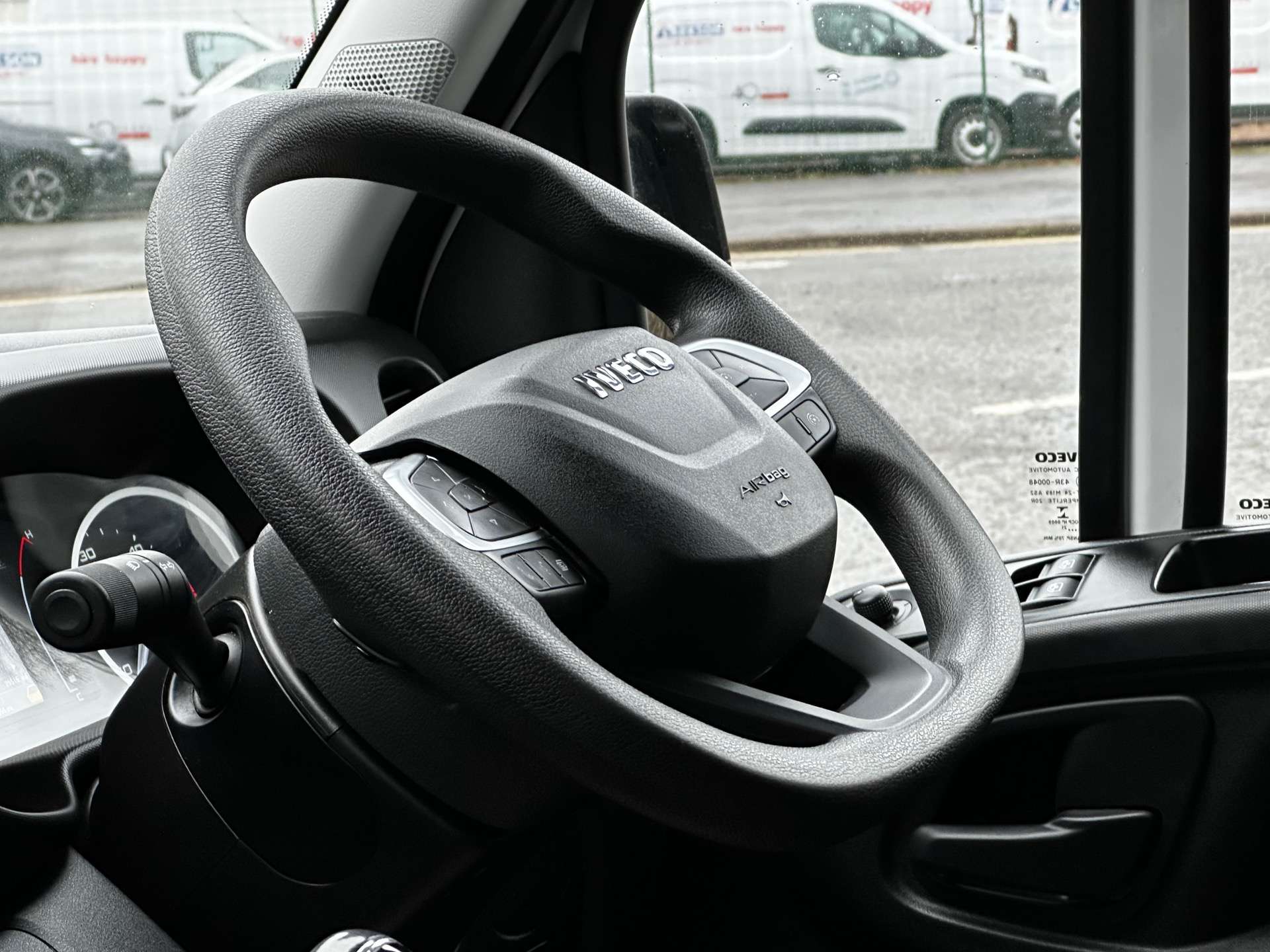 IVECO DAILY 35C14 7 seat crew cab tipper #13