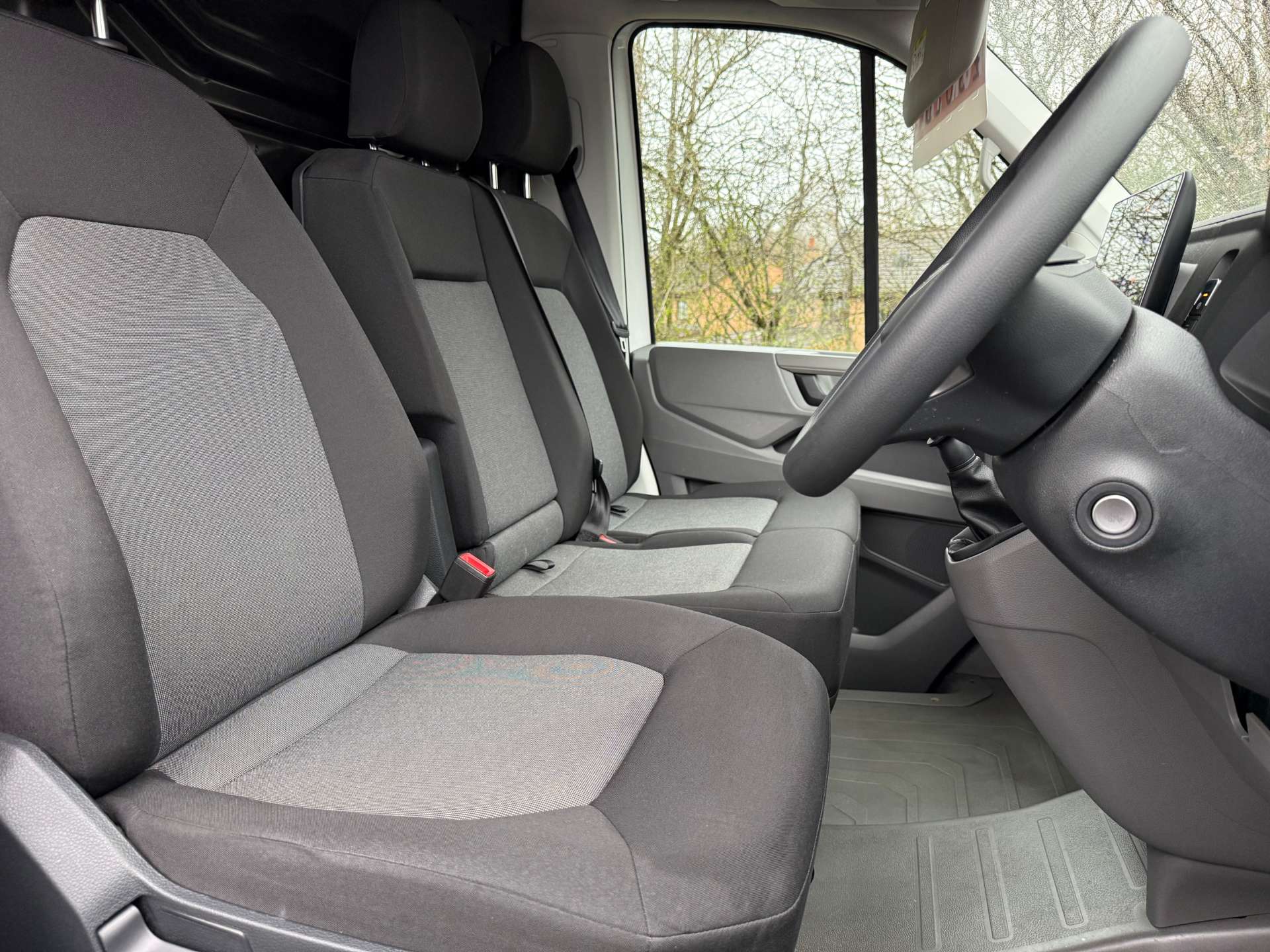 VOLKSWAGEN CRAFTER CR35 COMMERCE+ TDI MWB (Choice) #18