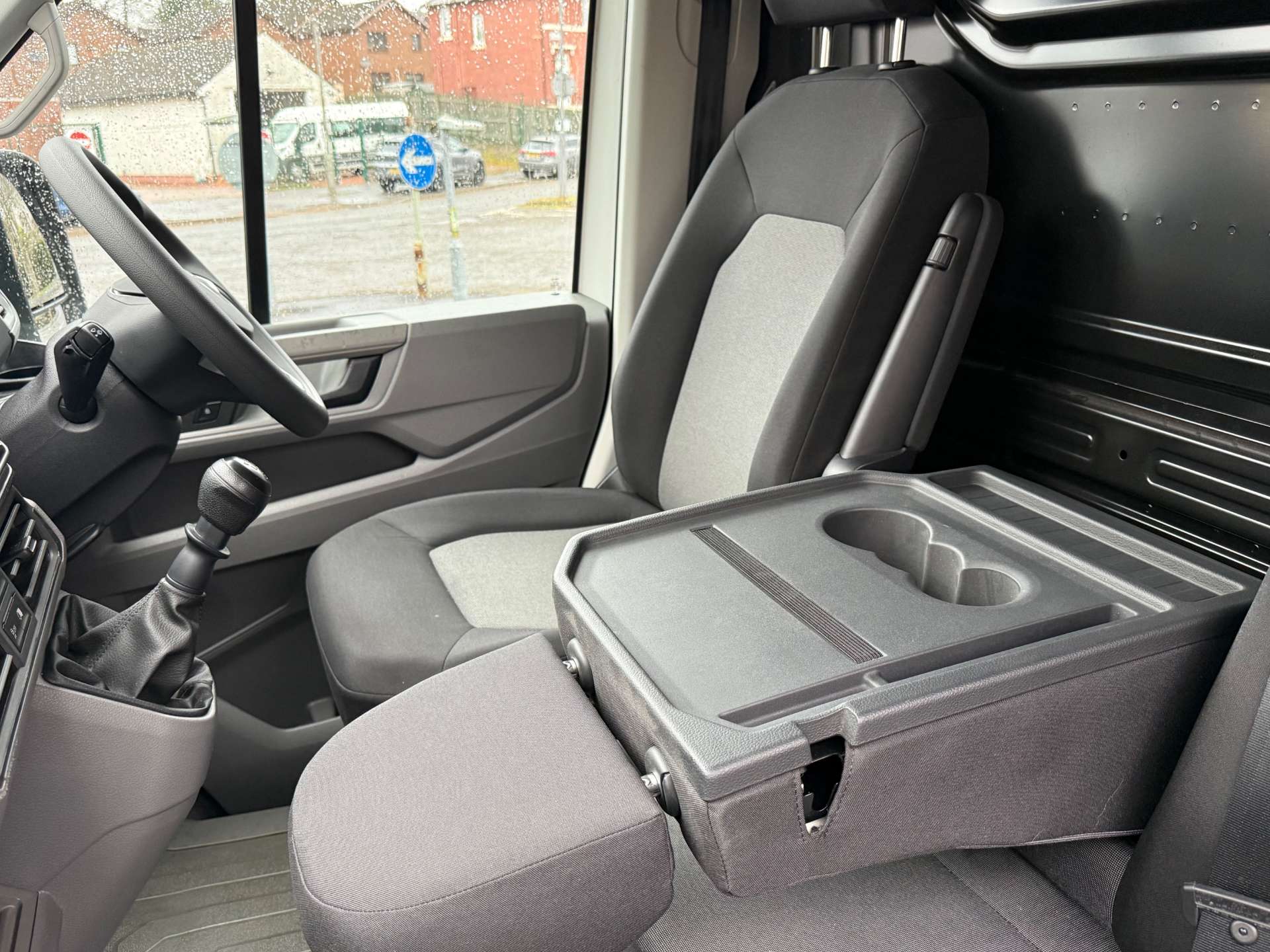 VOLKSWAGEN CRAFTER CR35 COMMERCE+ TDI MWB (Choice) #24