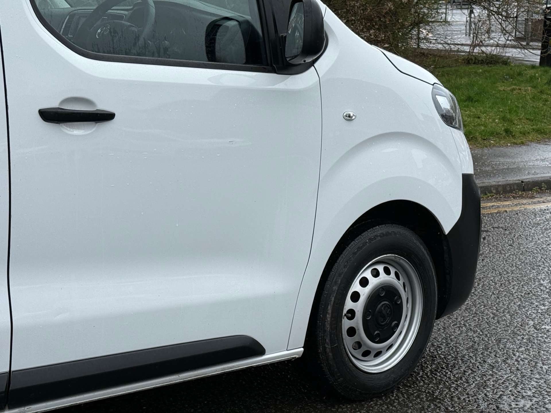 VAUXHALL VIVARO F2900 Prime L2 (Choice) #16