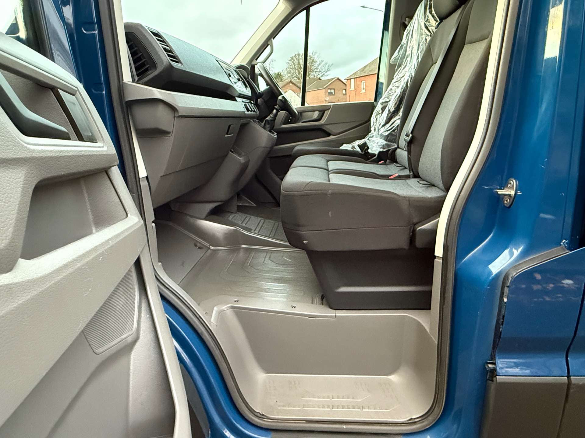 VOLKSWAGEN CRAFTER 2.0 CR30 L2H2 Startline (VAT FREE) #5