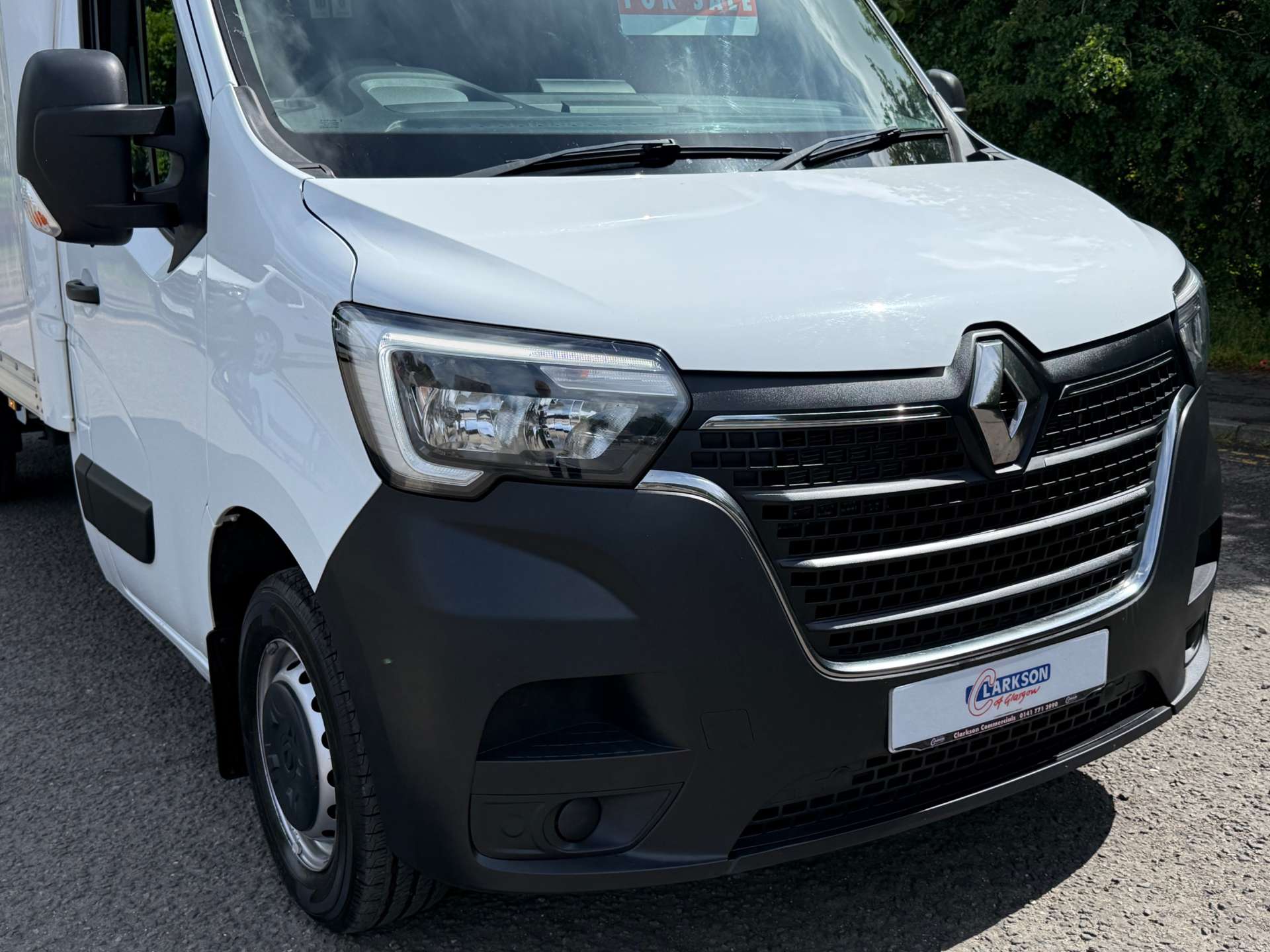 RENAULT MASTER LL35 Business Luton Box Van (with T/L) #7