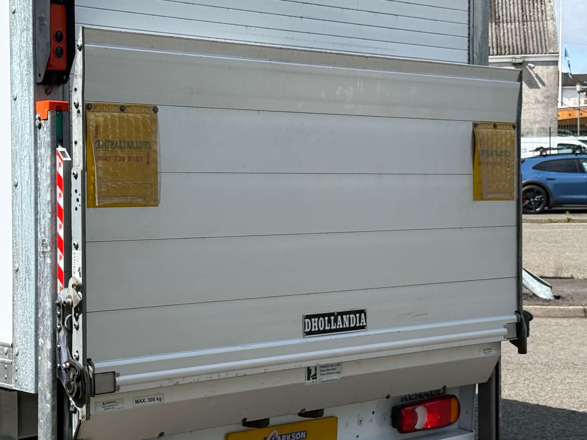 RENAULT MASTER LL35 Business Luton Box Van (with T/L) #13