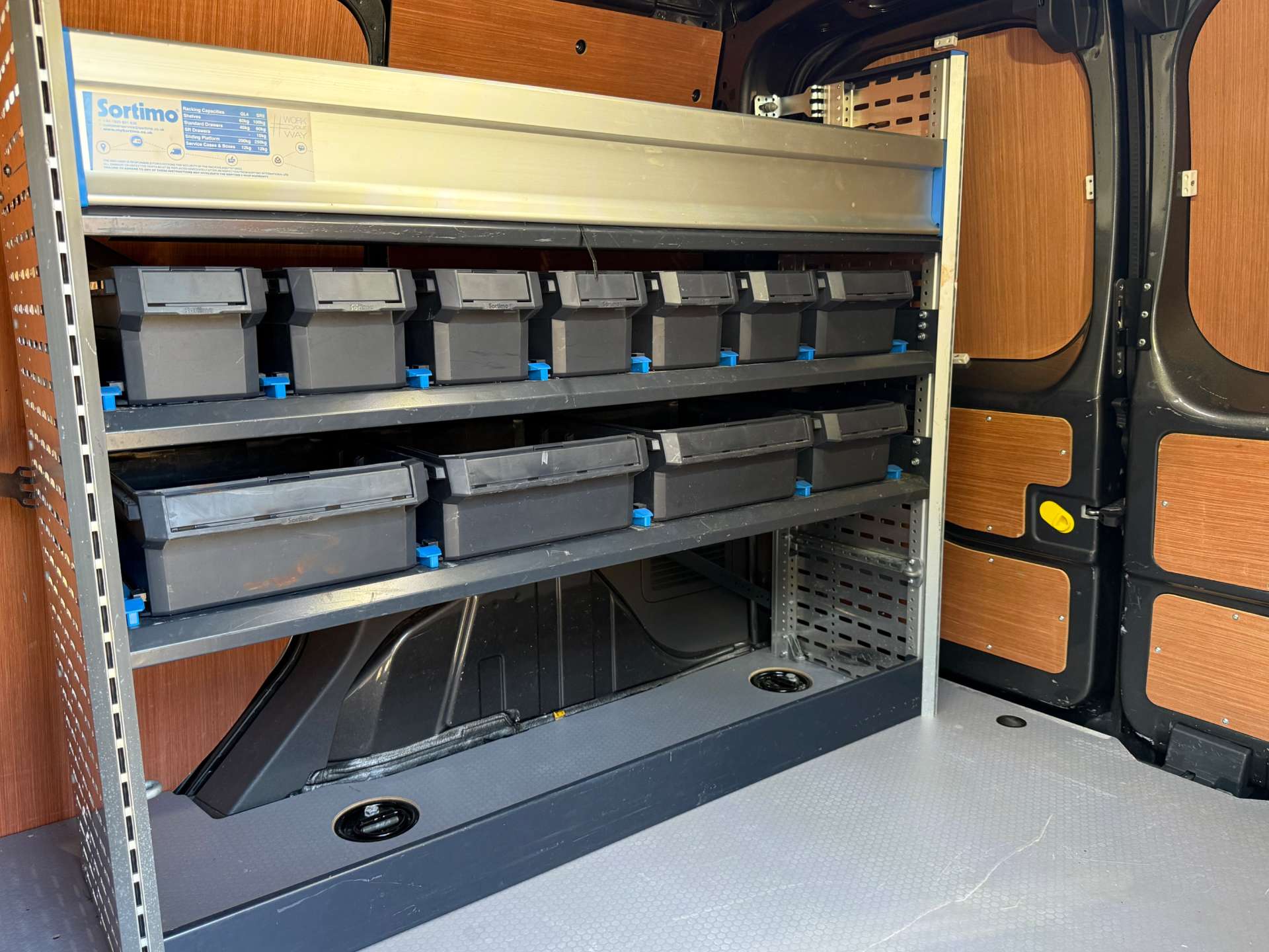 FORD TRANSIT CONNECT 220 Trend L1H1 1.5 Diesel #14