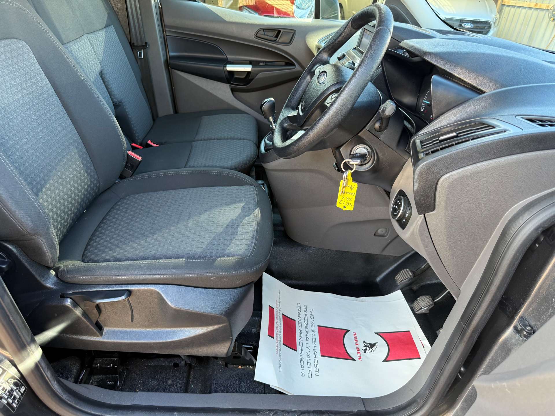 FORD TRANSIT CONNECT 220 Trend L1H1 1.5 Diesel #19