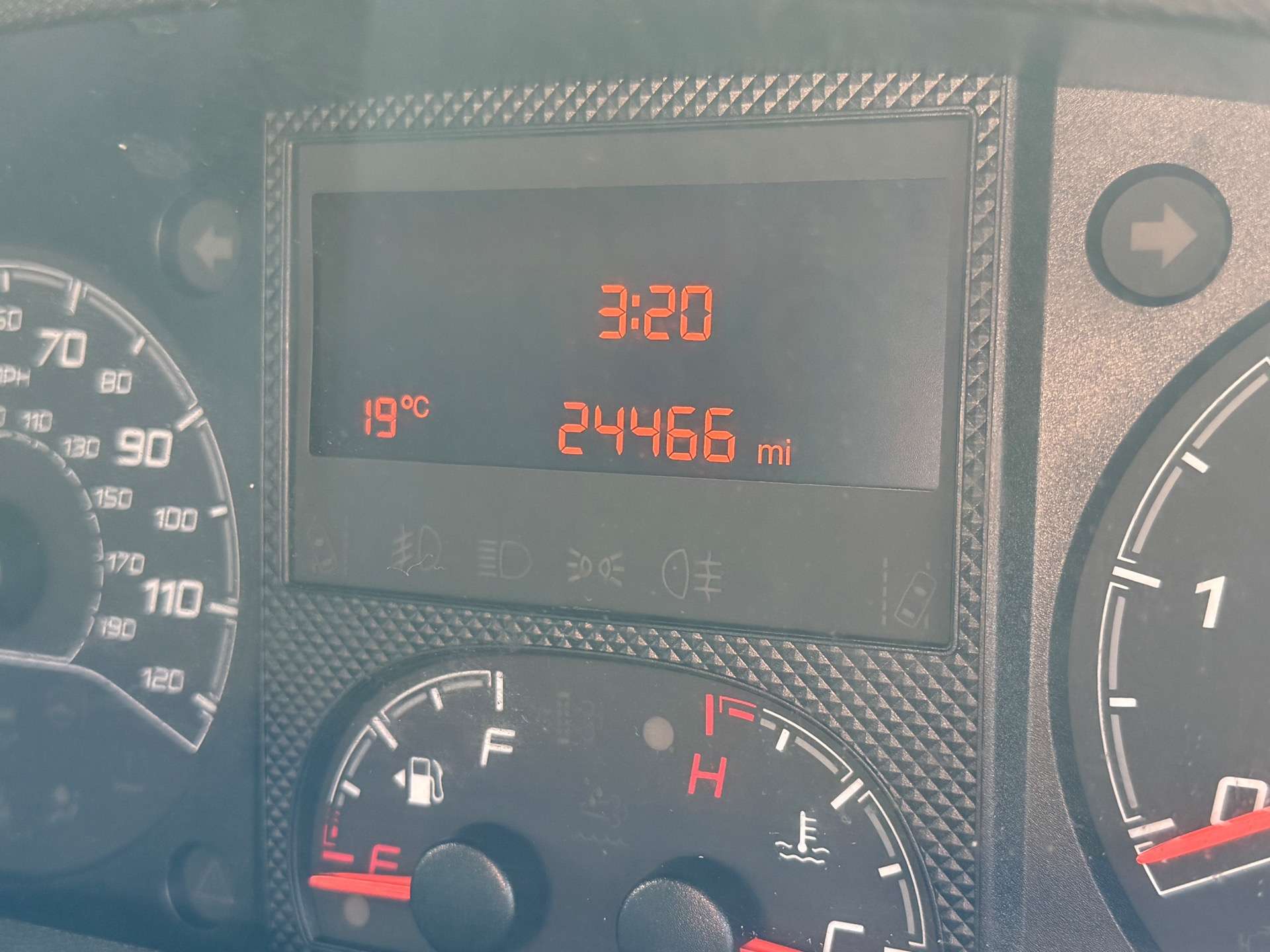 PEUGEOT BOXER 335 Professional L3H2 Blue HDi #17