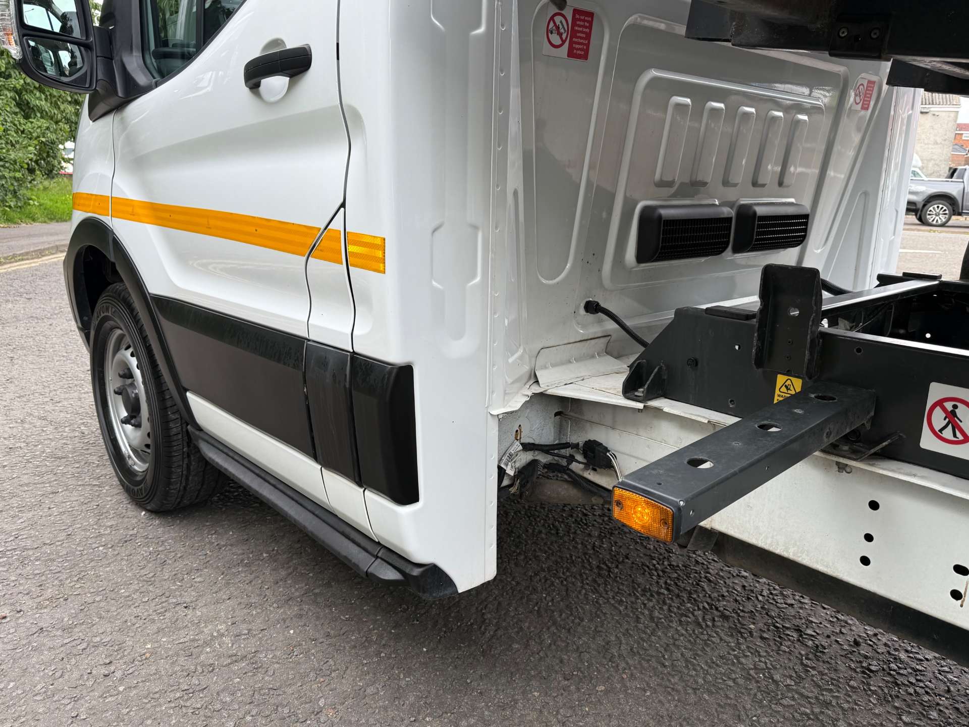 FORD TRANSIT 350 Caged Tipper With Rear Taillift #7